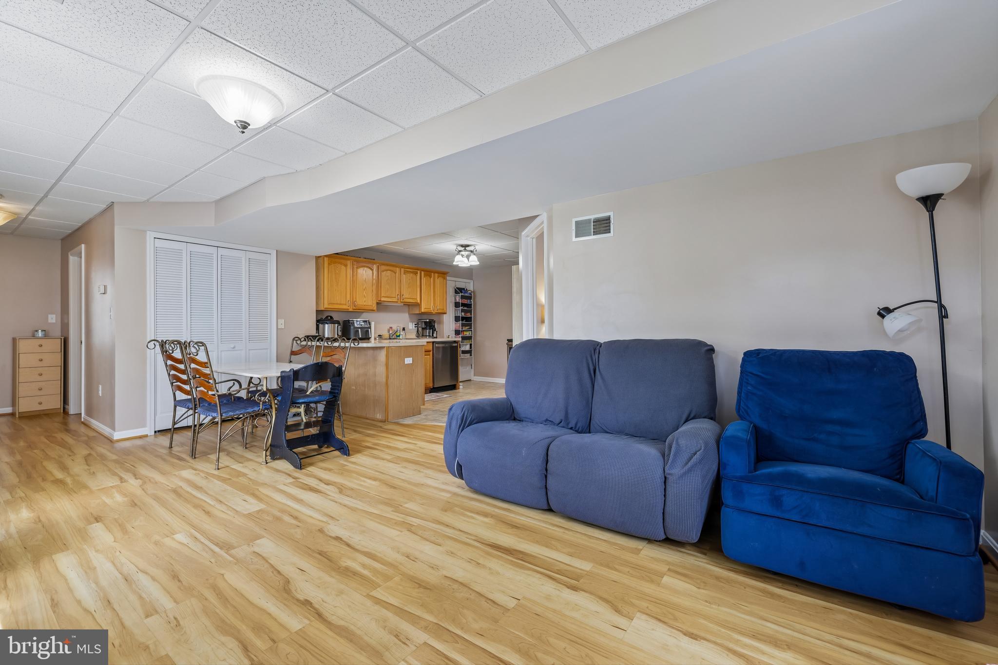 COLONIAL PARK EAST - Residential
