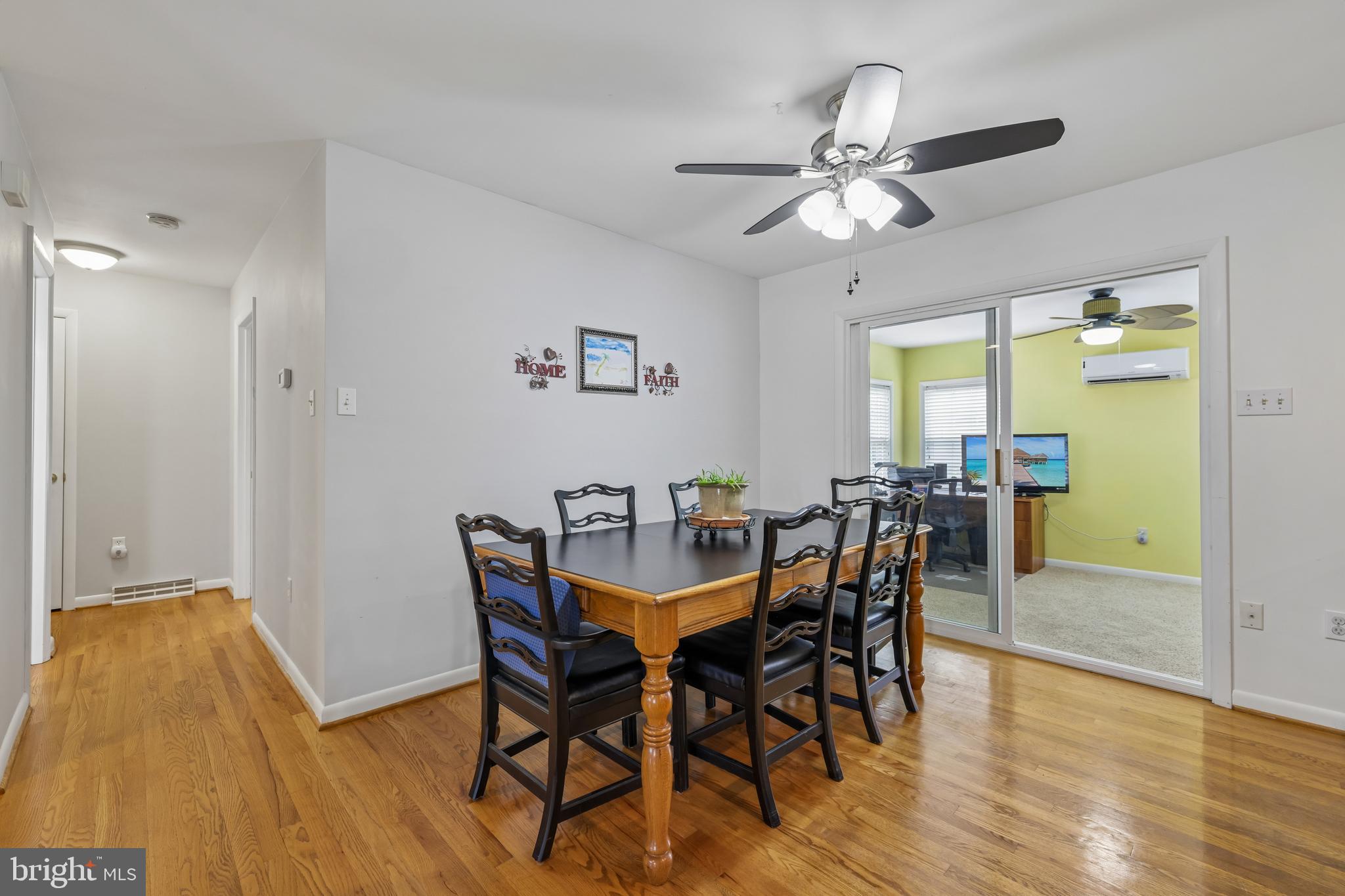 COLONIAL PARK EAST - Residential