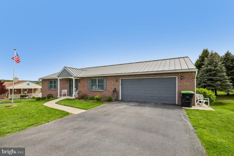 COLONIAL PARK EAST - Residential