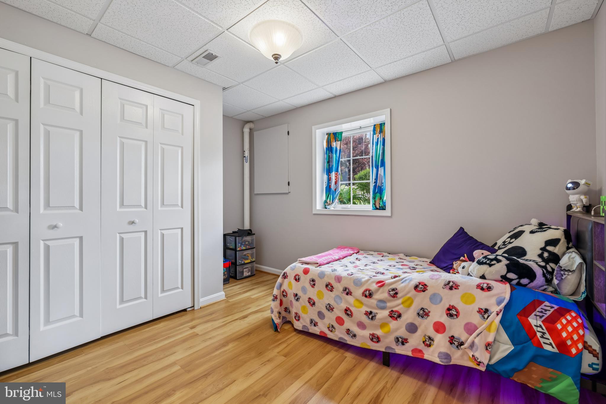 COLONIAL PARK EAST - Residential