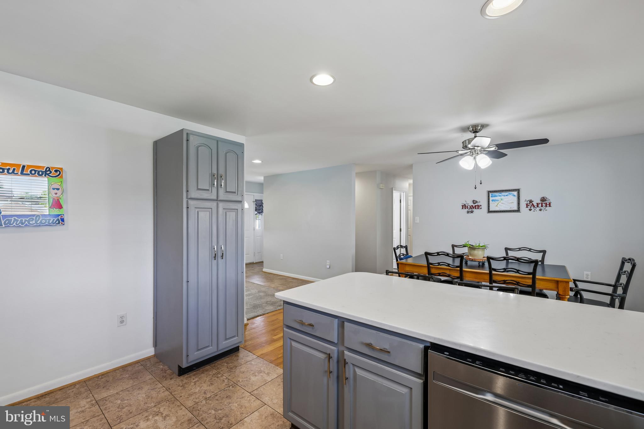 COLONIAL PARK EAST - Residential