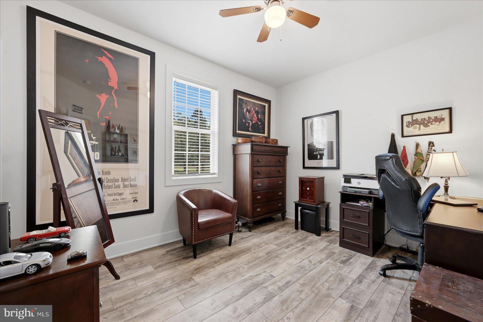 GLEBE HARBOR - Residential