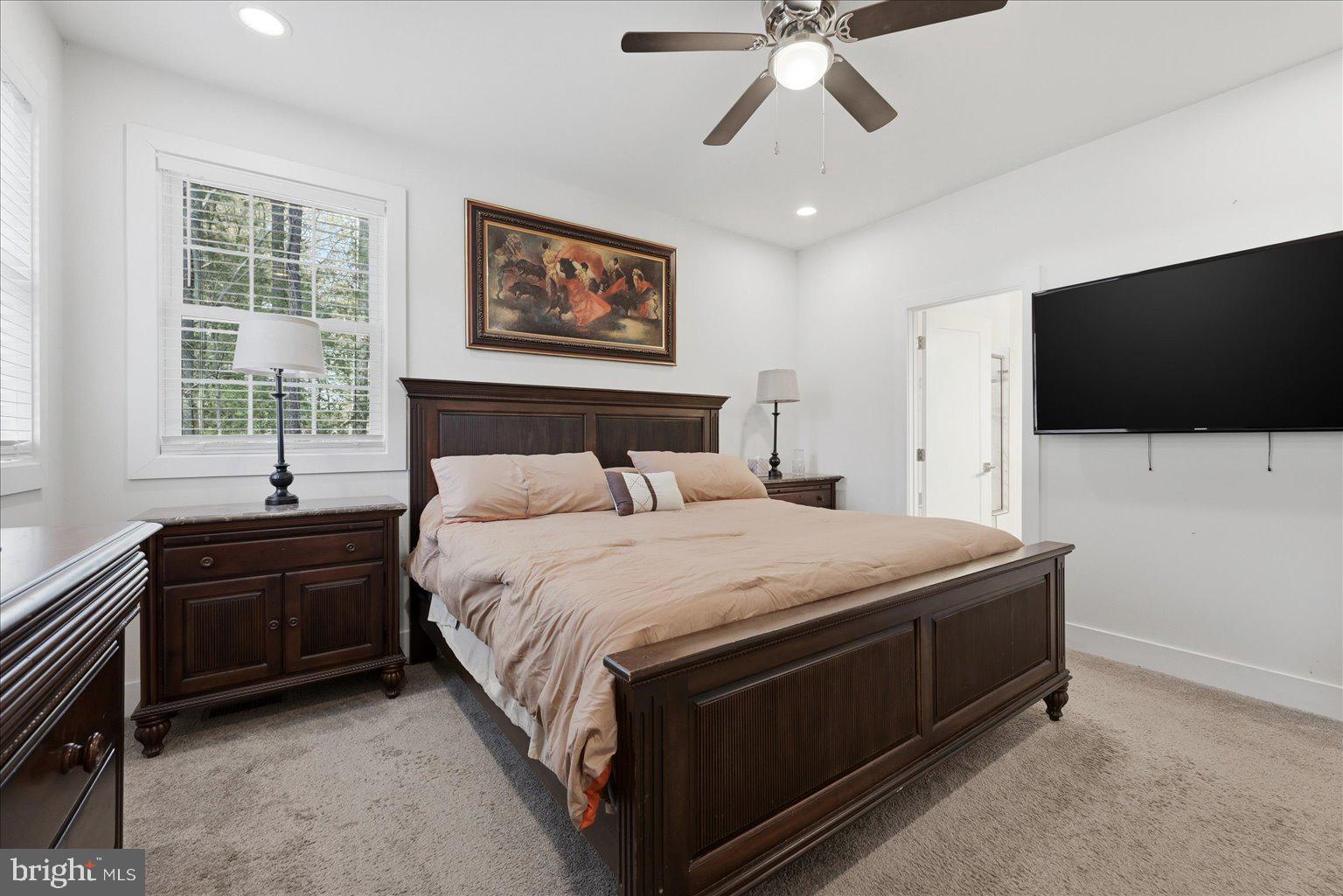 GLEBE HARBOR - Residential