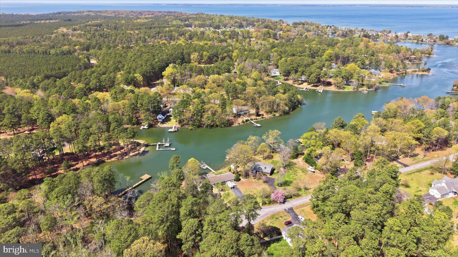 GLEBE HARBOR - Residential