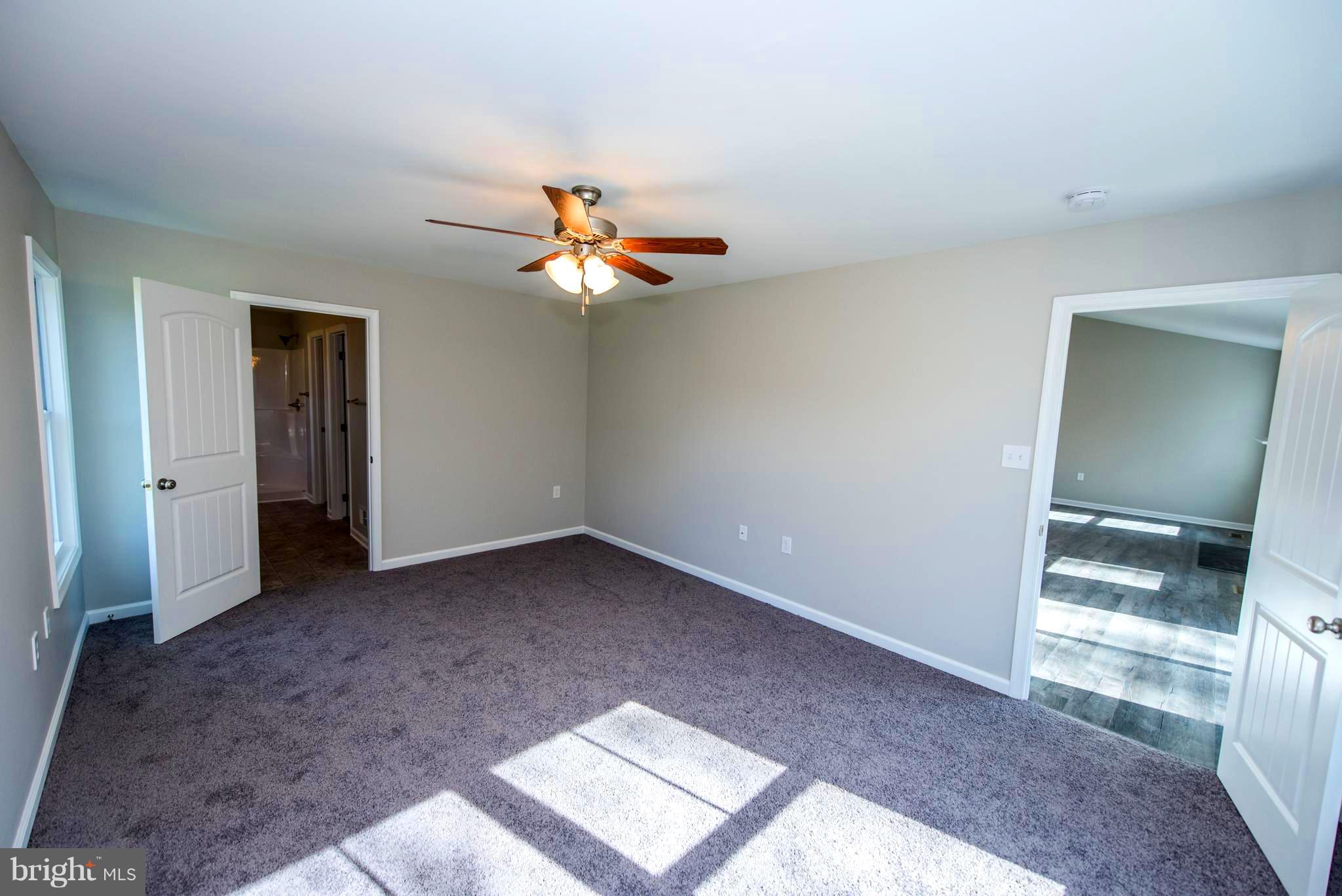 RED HILL - Residential