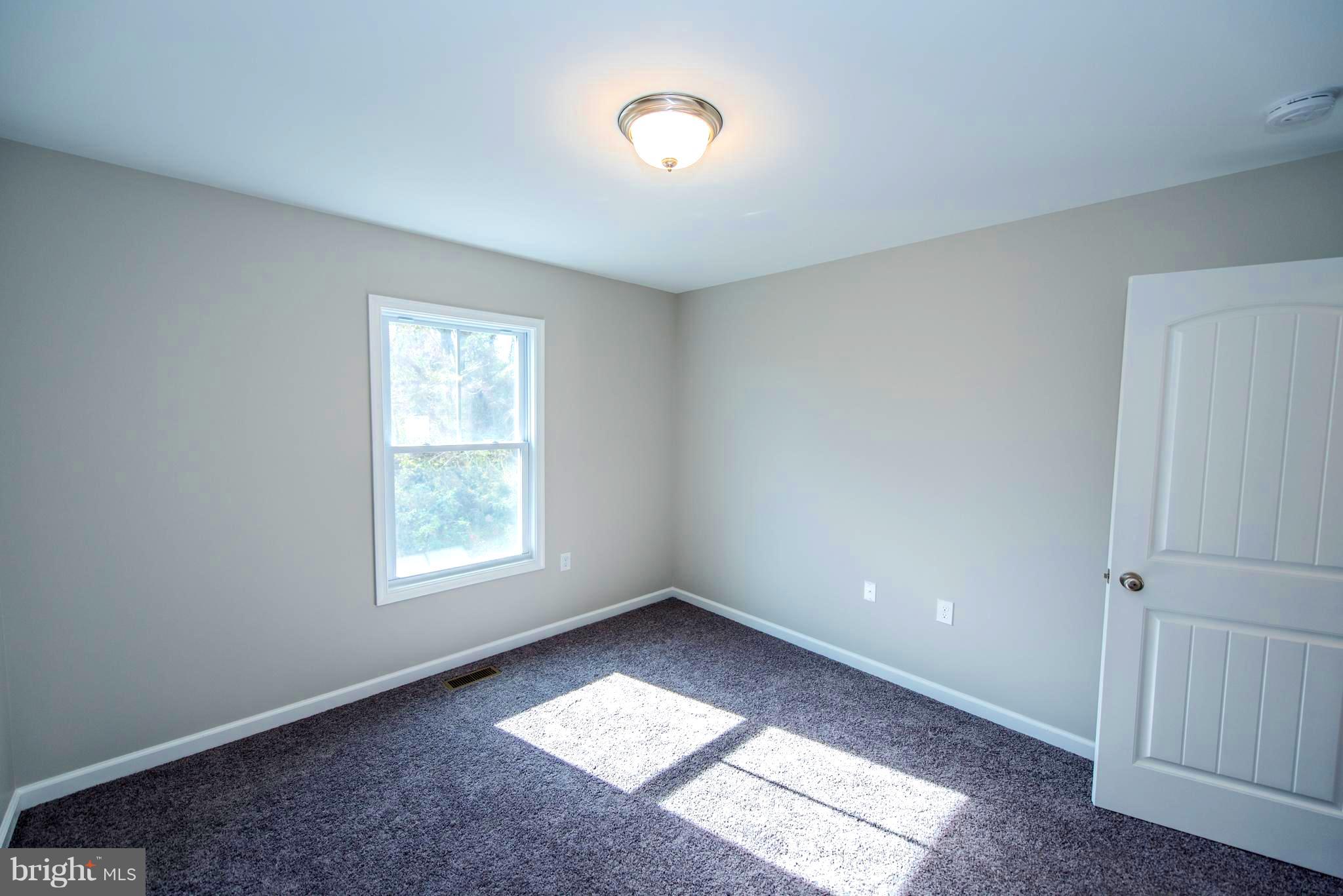 RED HILL - Residential