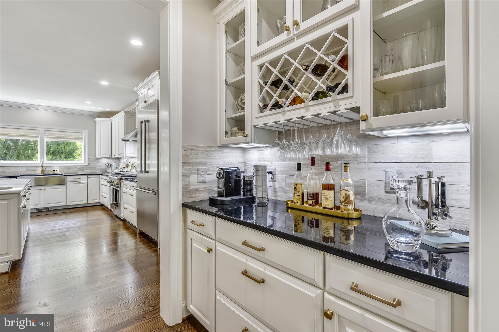 WILLIAMSBURG VILLAGE - Residential