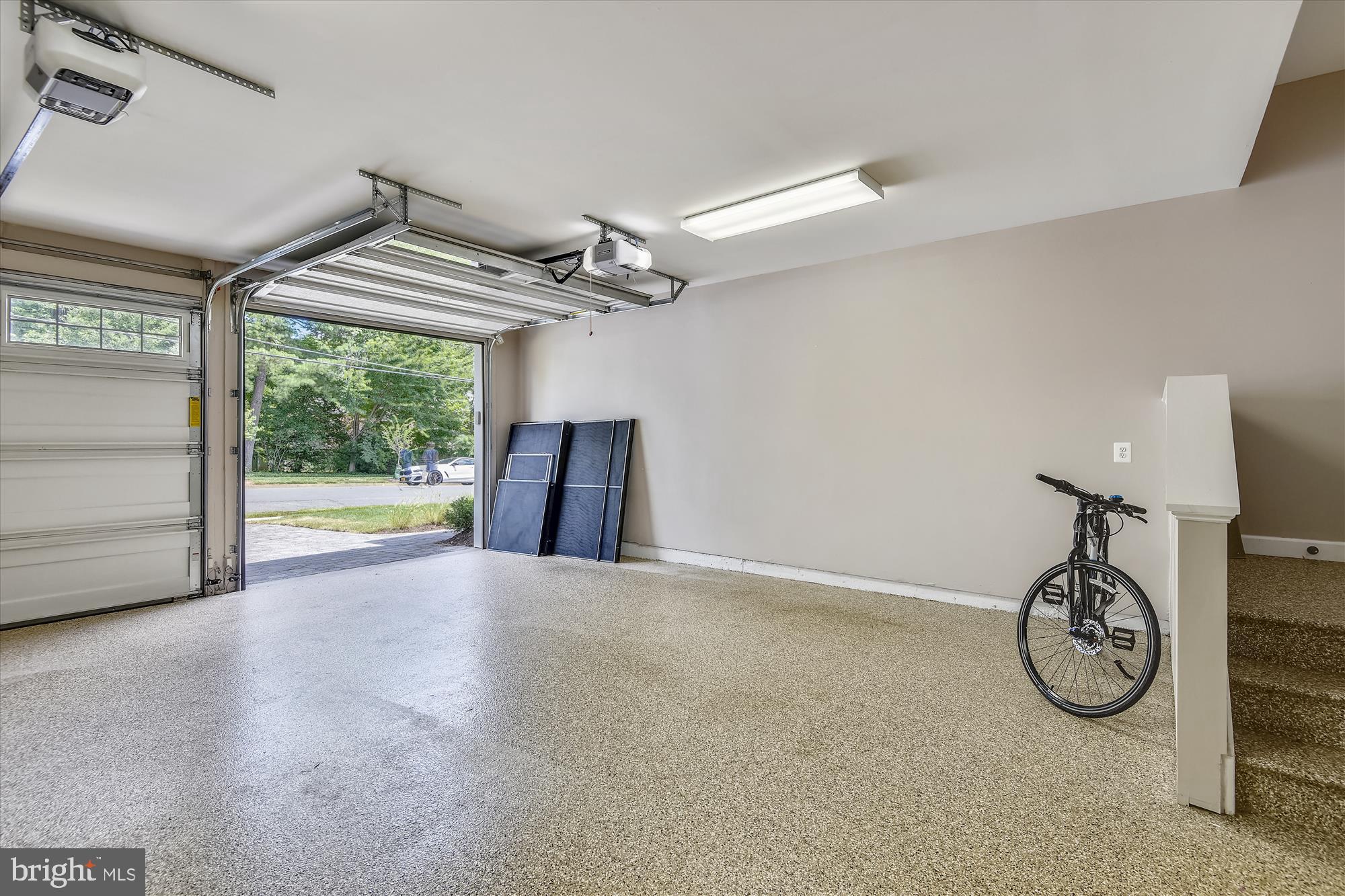 WILLIAMSBURG VILLAGE - Residential