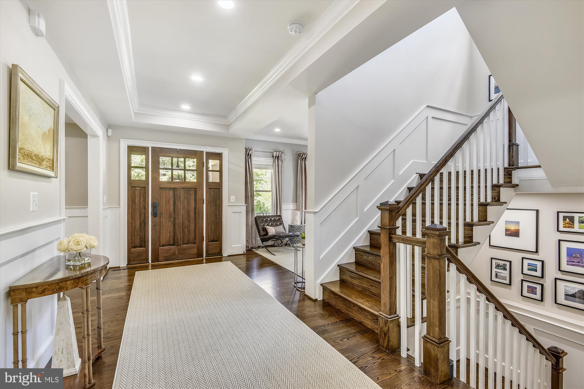 WILLIAMSBURG VILLAGE - Residential