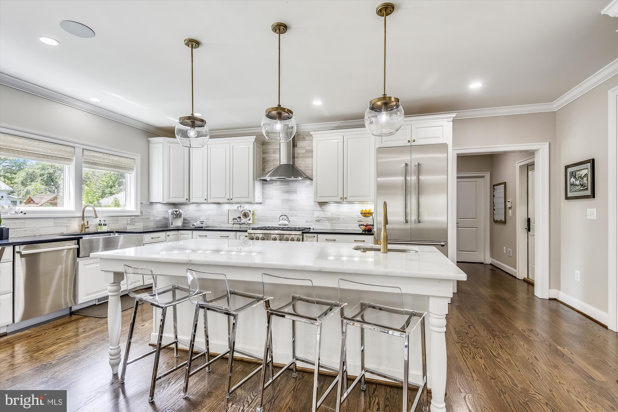 WILLIAMSBURG VILLAGE - Residential