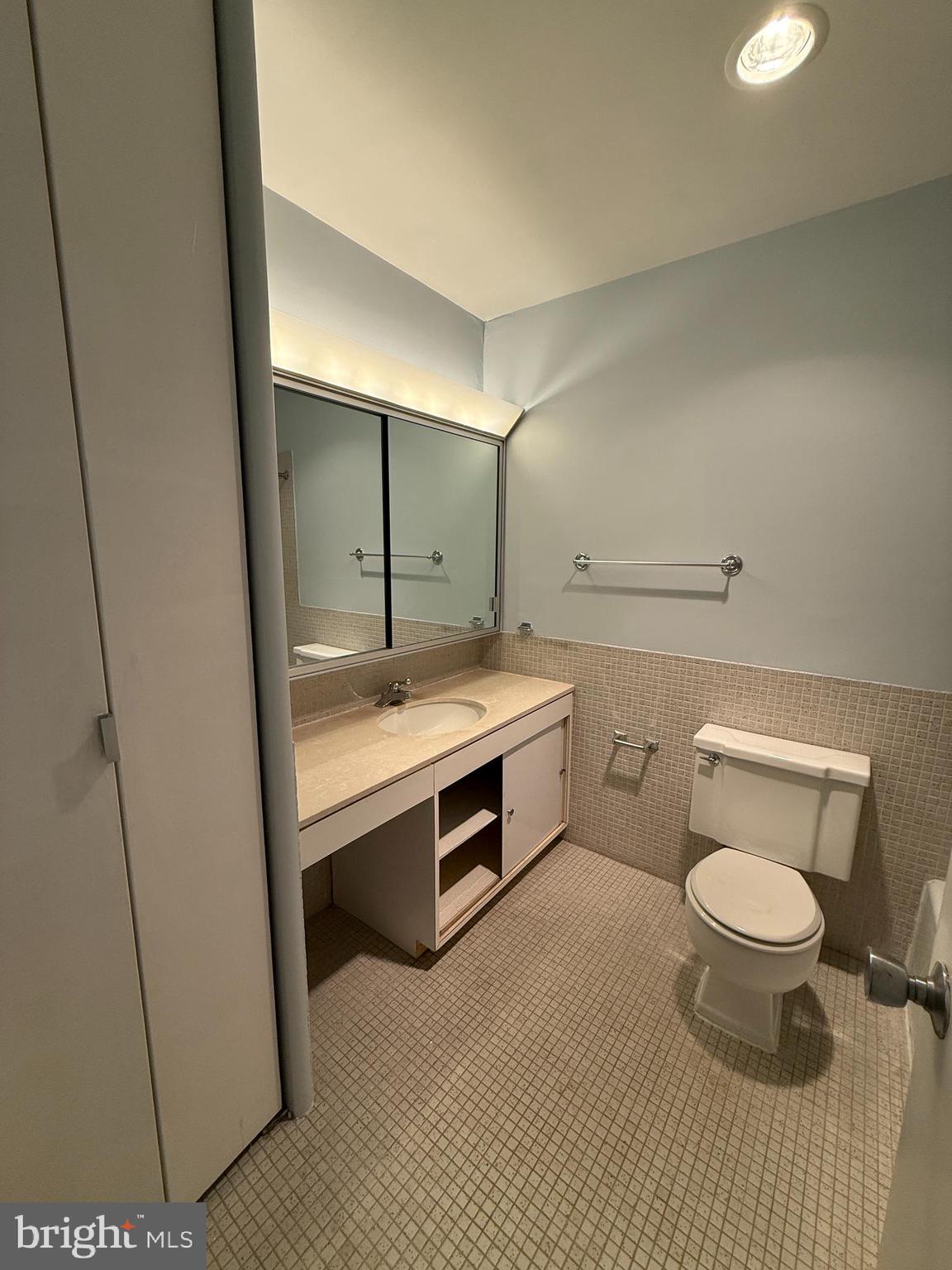 TUSCANY-CANTERBURY - Residential