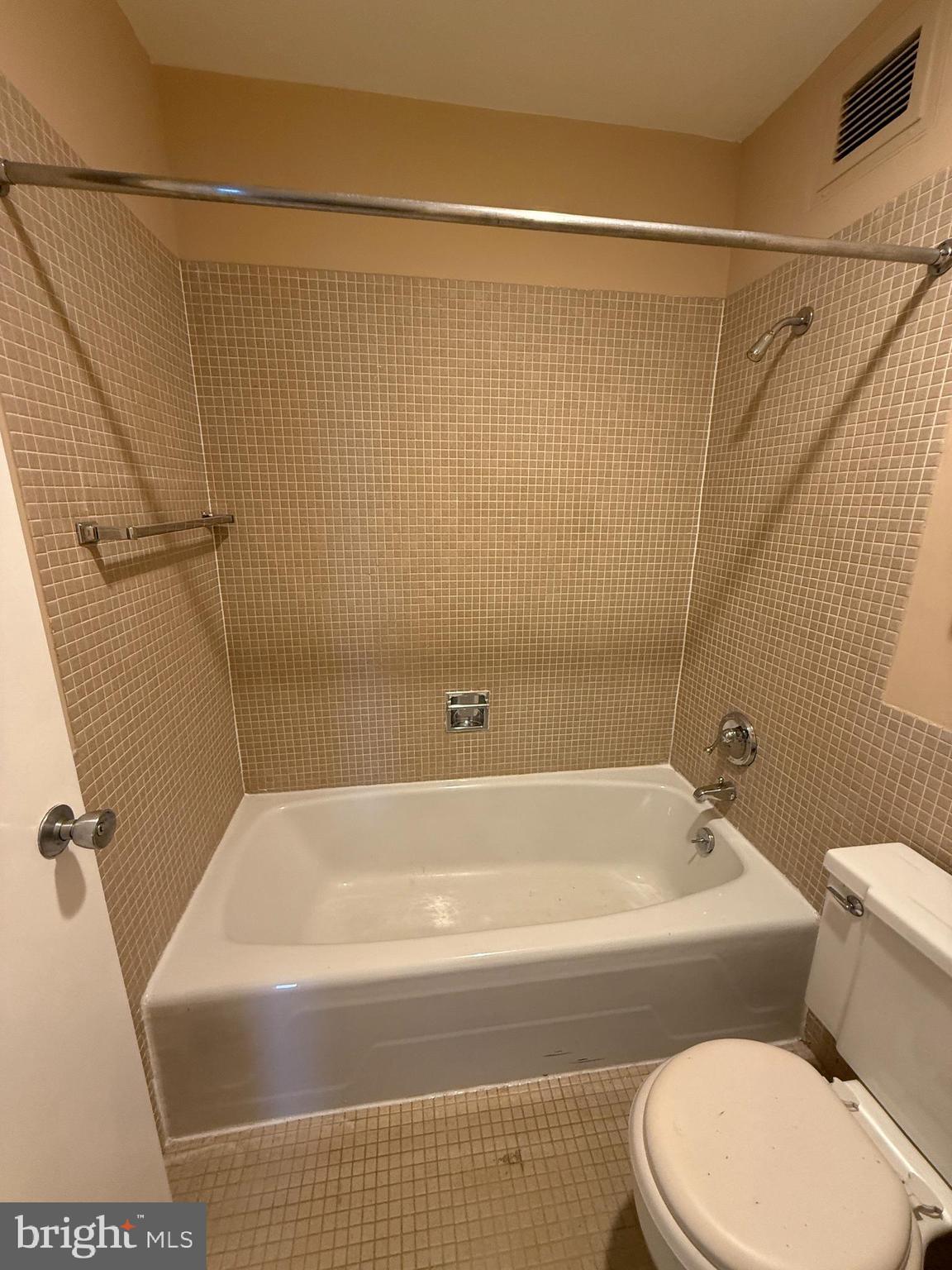 TUSCANY-CANTERBURY - Residential