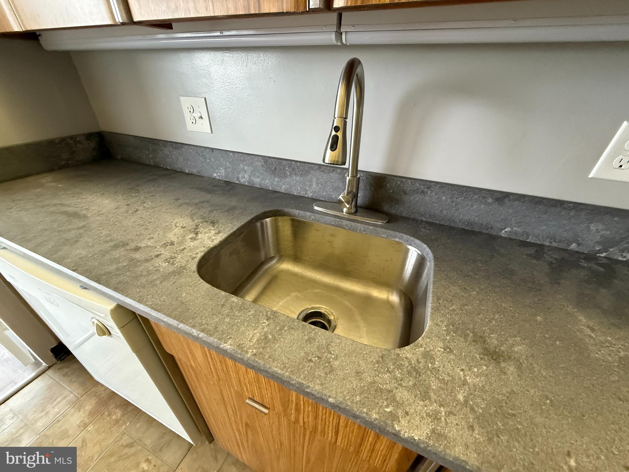 TUSCANY-CANTERBURY - Residential