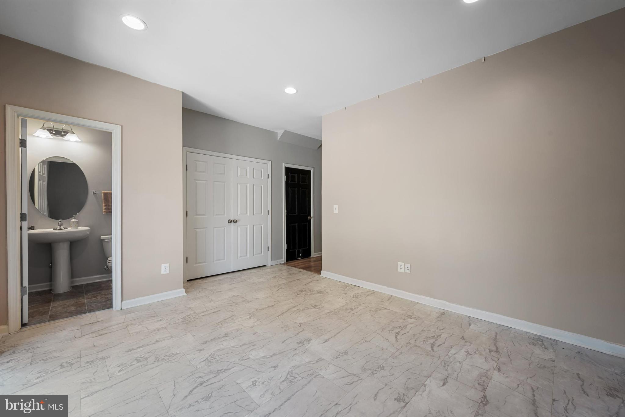 SNOWDEN BRIDGE - Residential