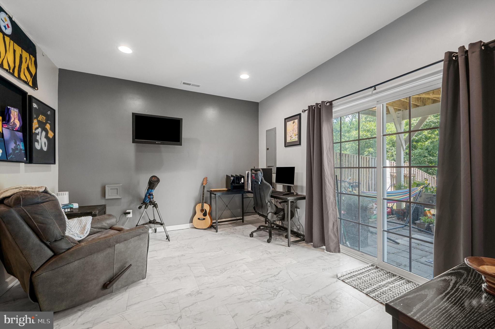 219 PATCHWORK DRIVE