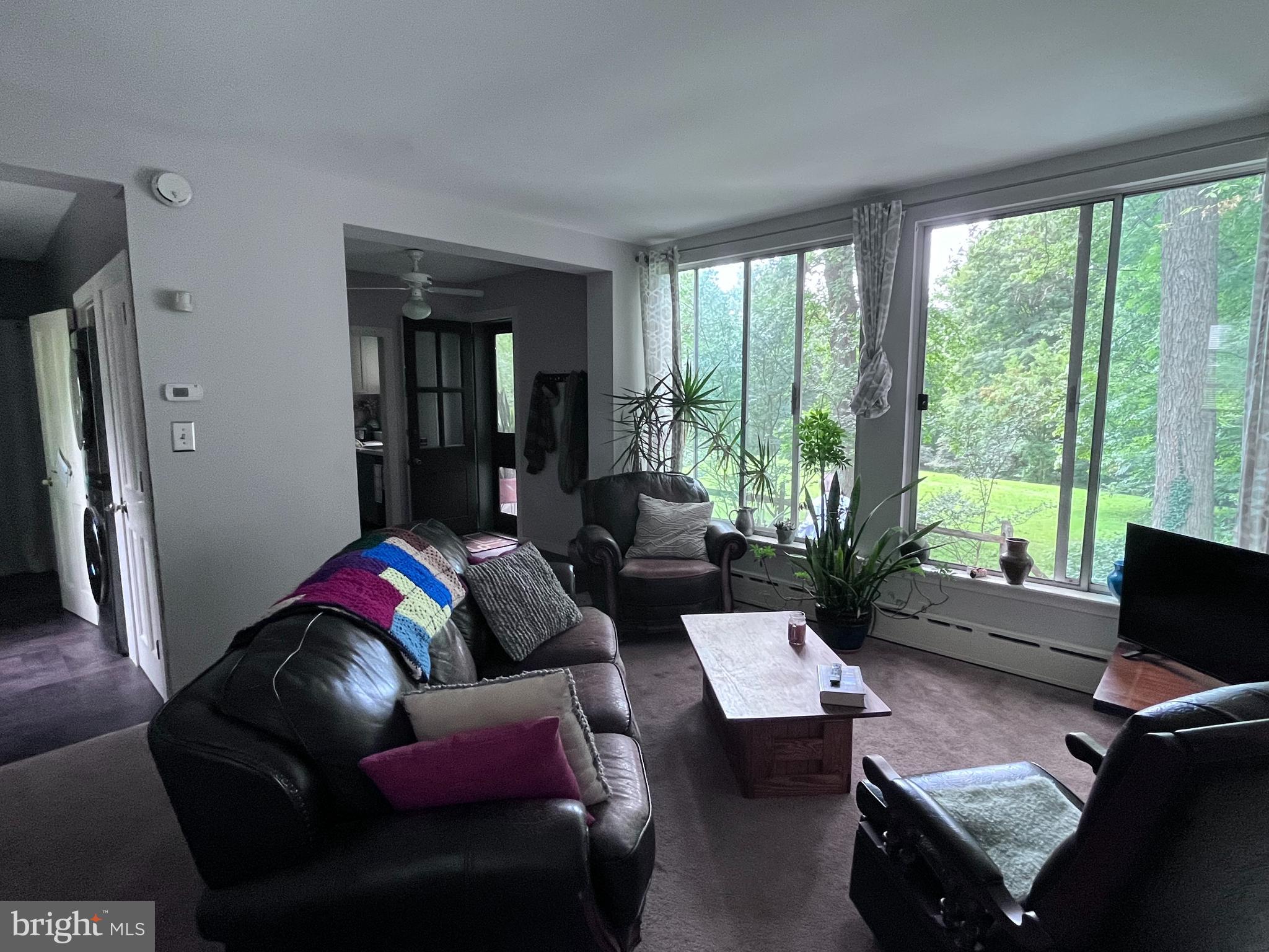 VALENTINE ESTS - Residential Lease