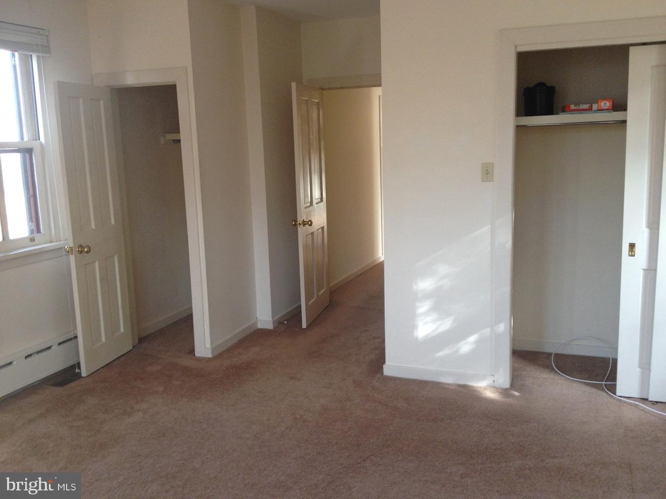 VALENTINE ESTS - Residential Lease
