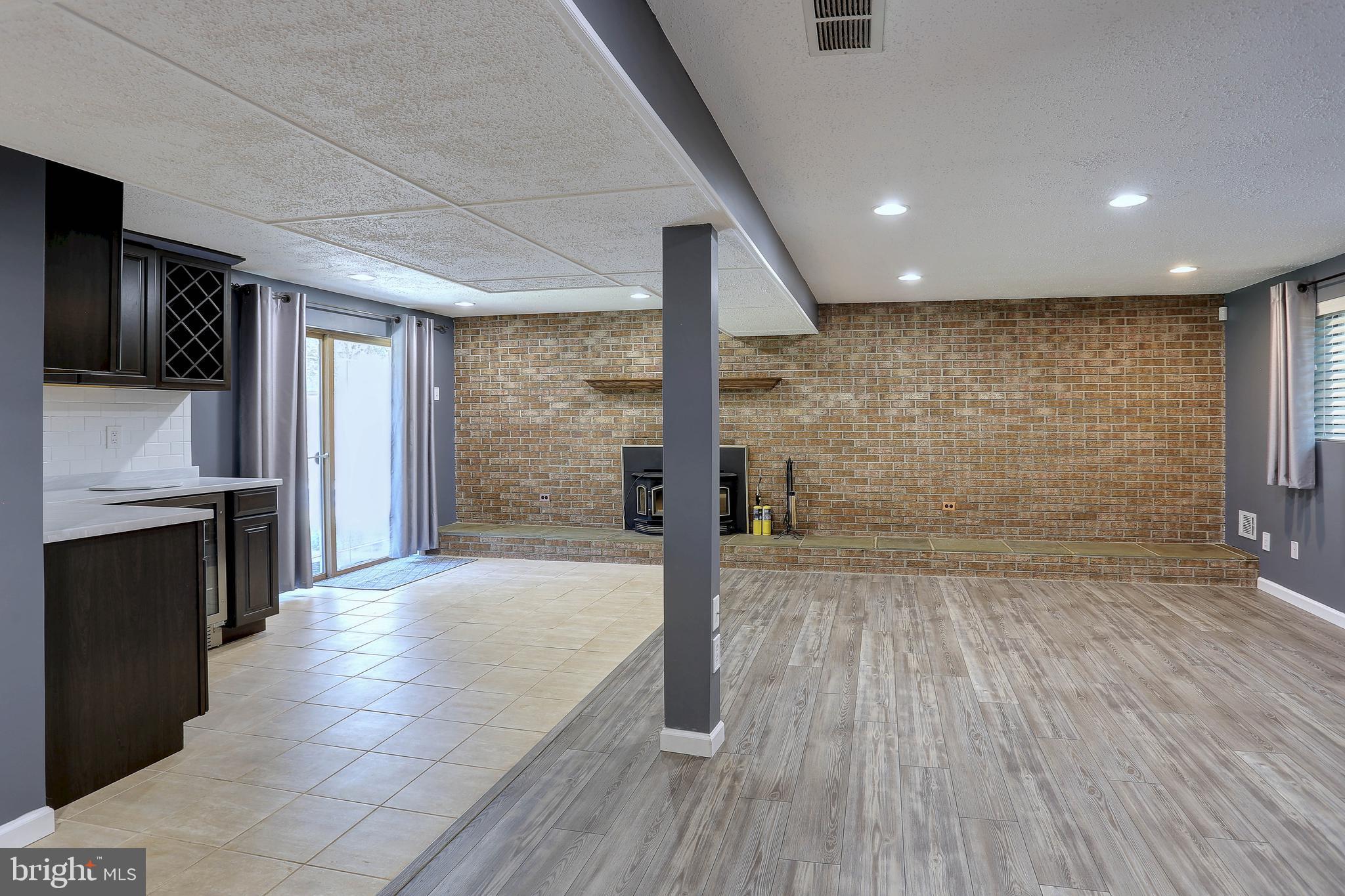 LONG POINT - Residential