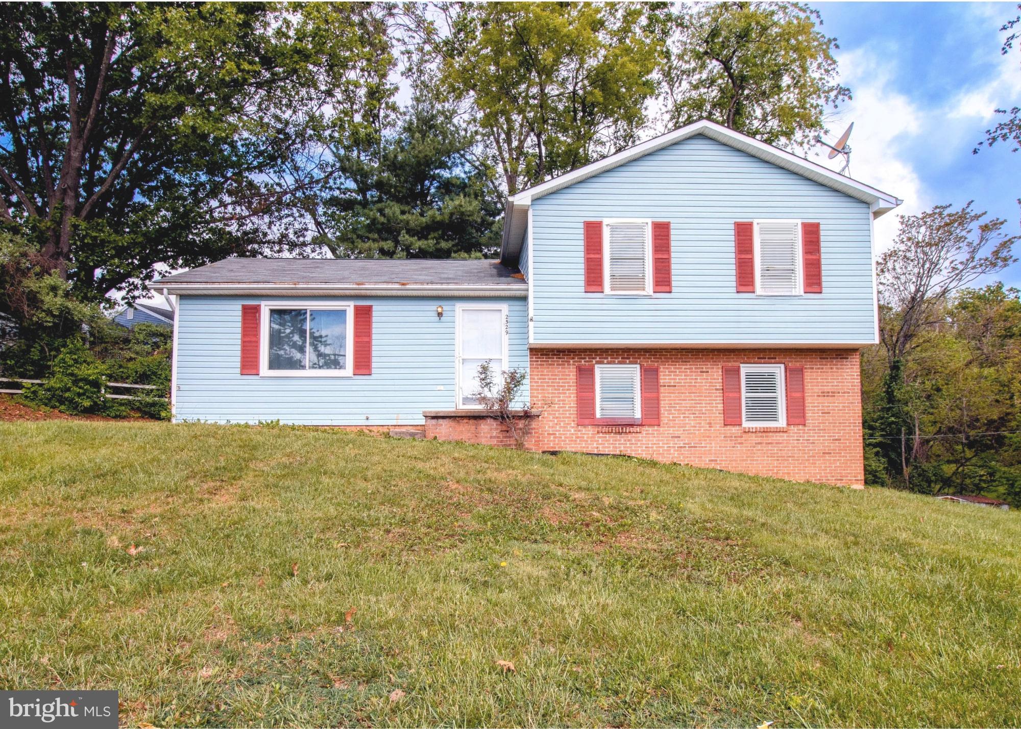 STAUNTON - Residential