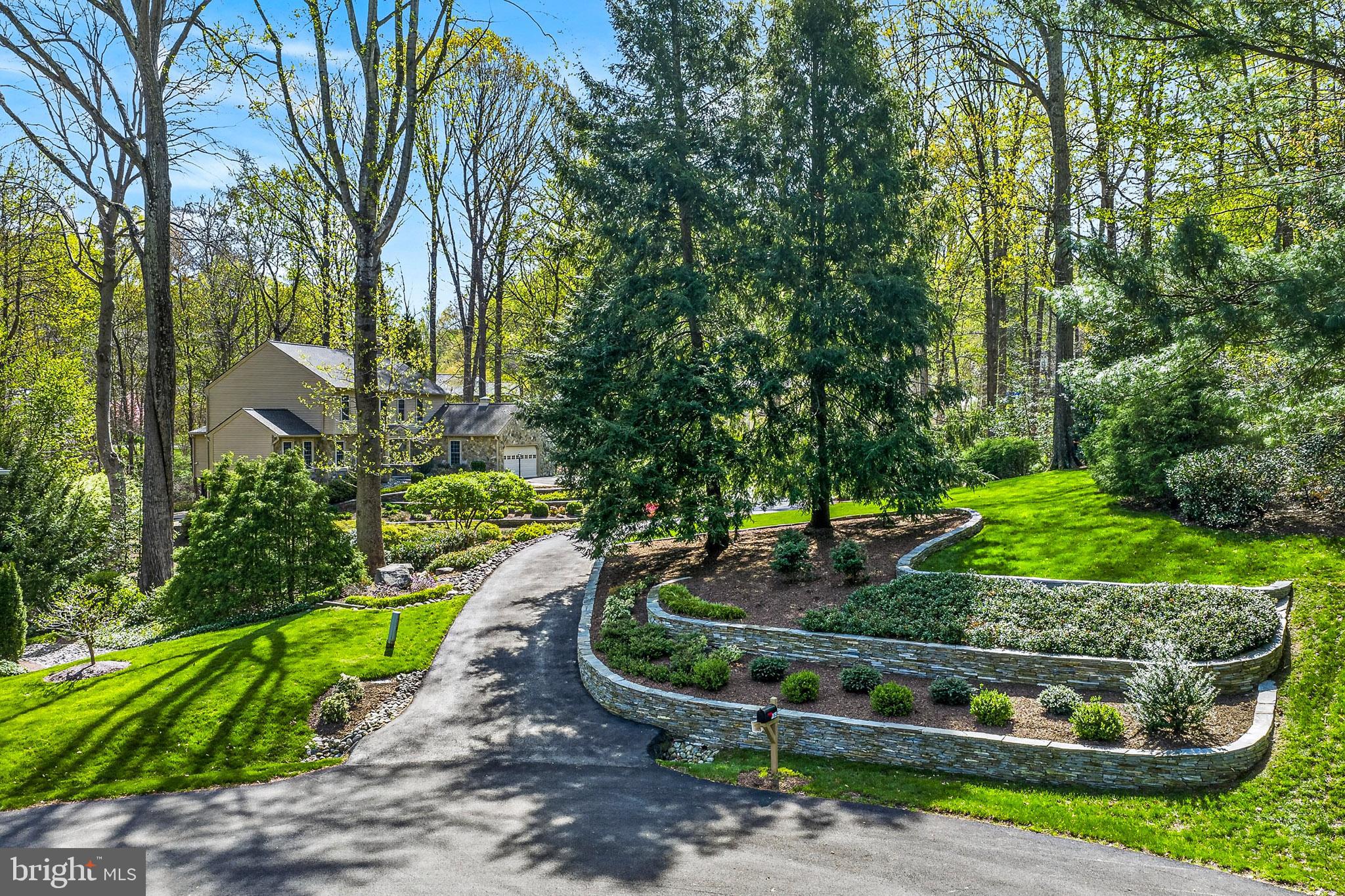 FAIRFAX STATION - Residential