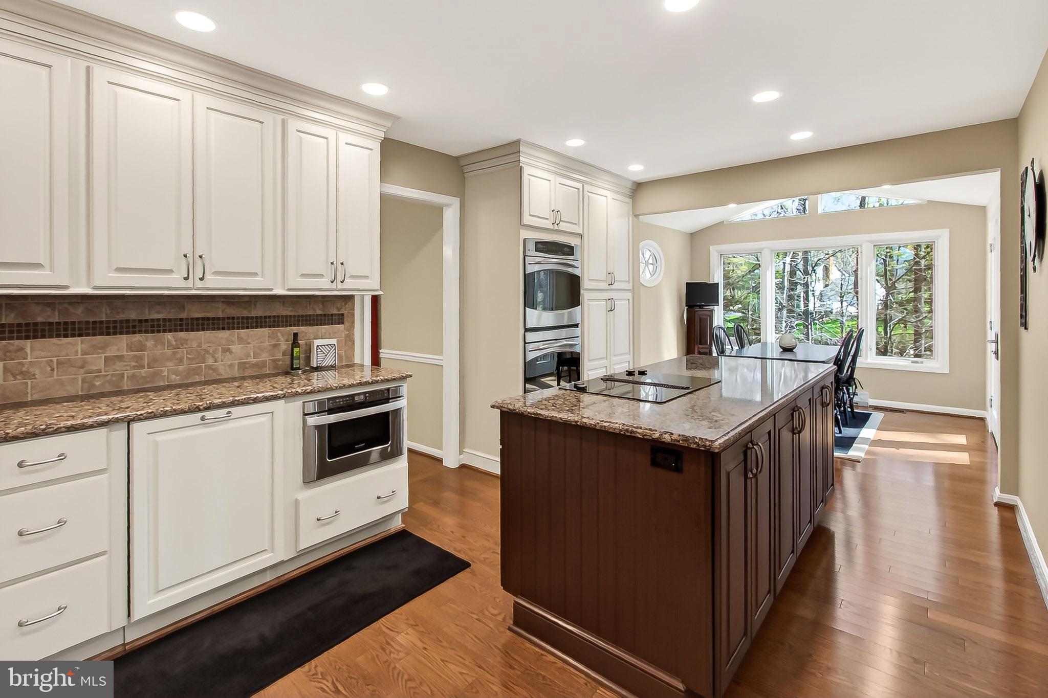 FAIRFAX STATION - Residential