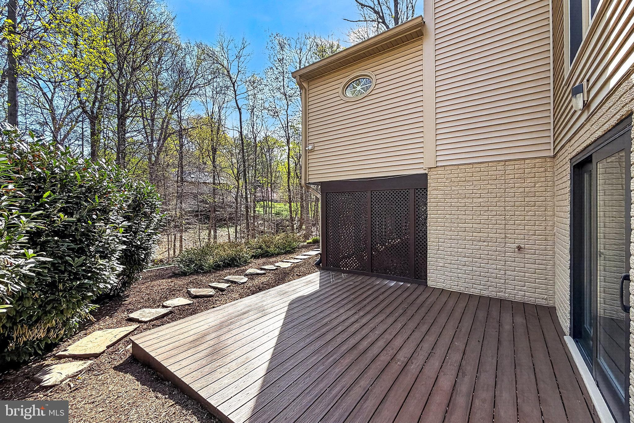 FAIRFAX STATION - Residential