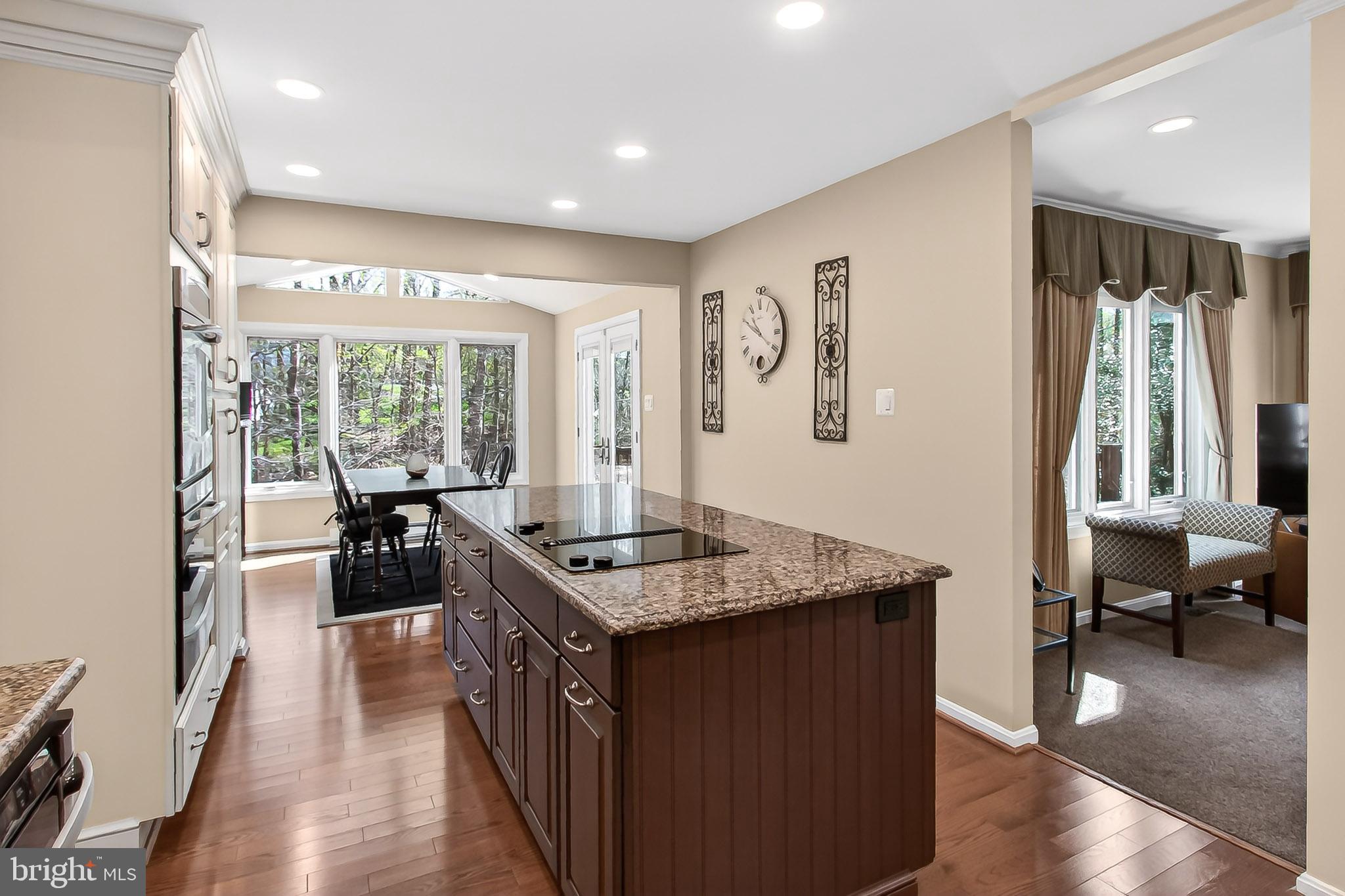 FAIRFAX STATION - Residential