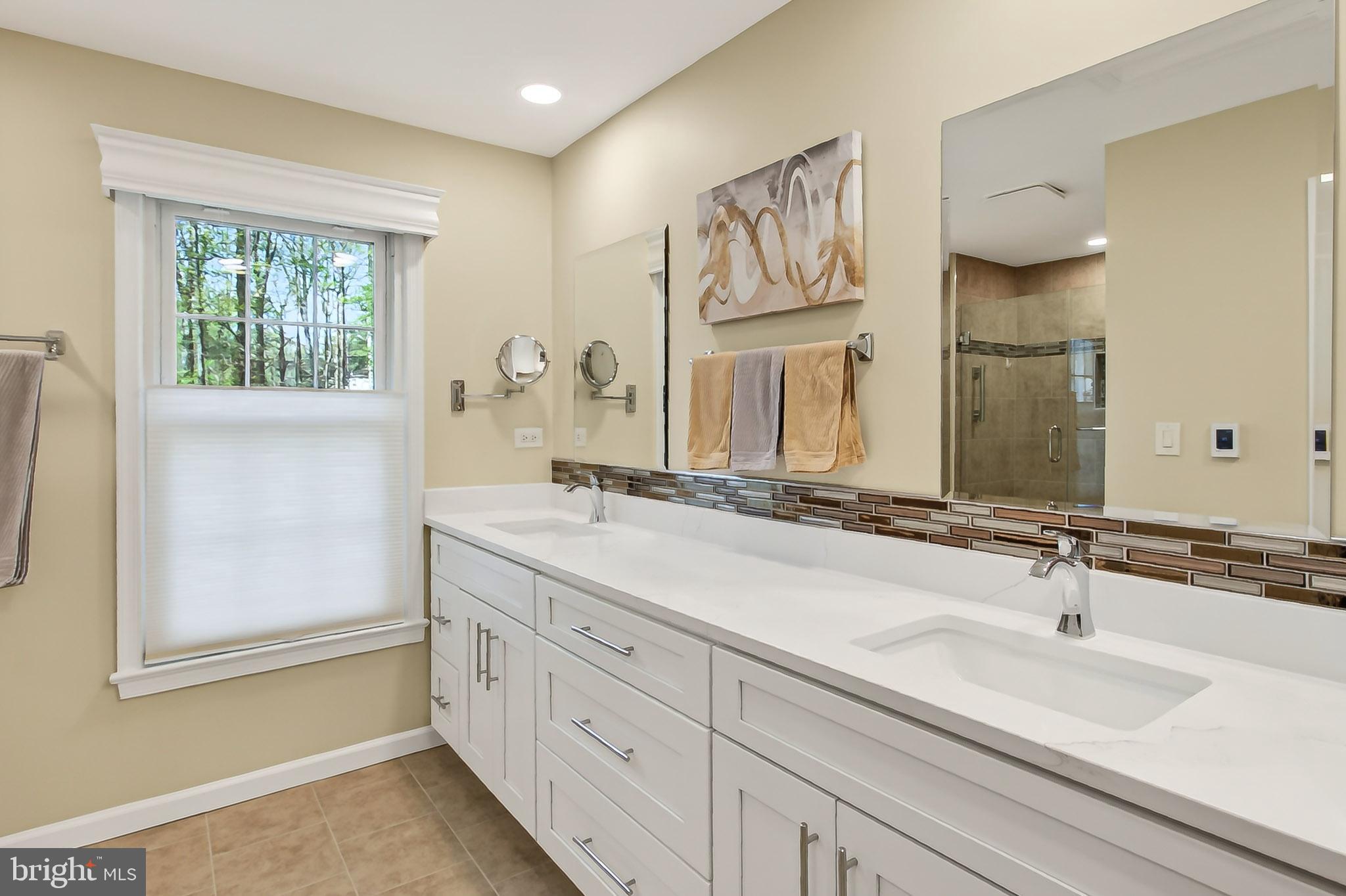 FAIRFAX STATION - Residential