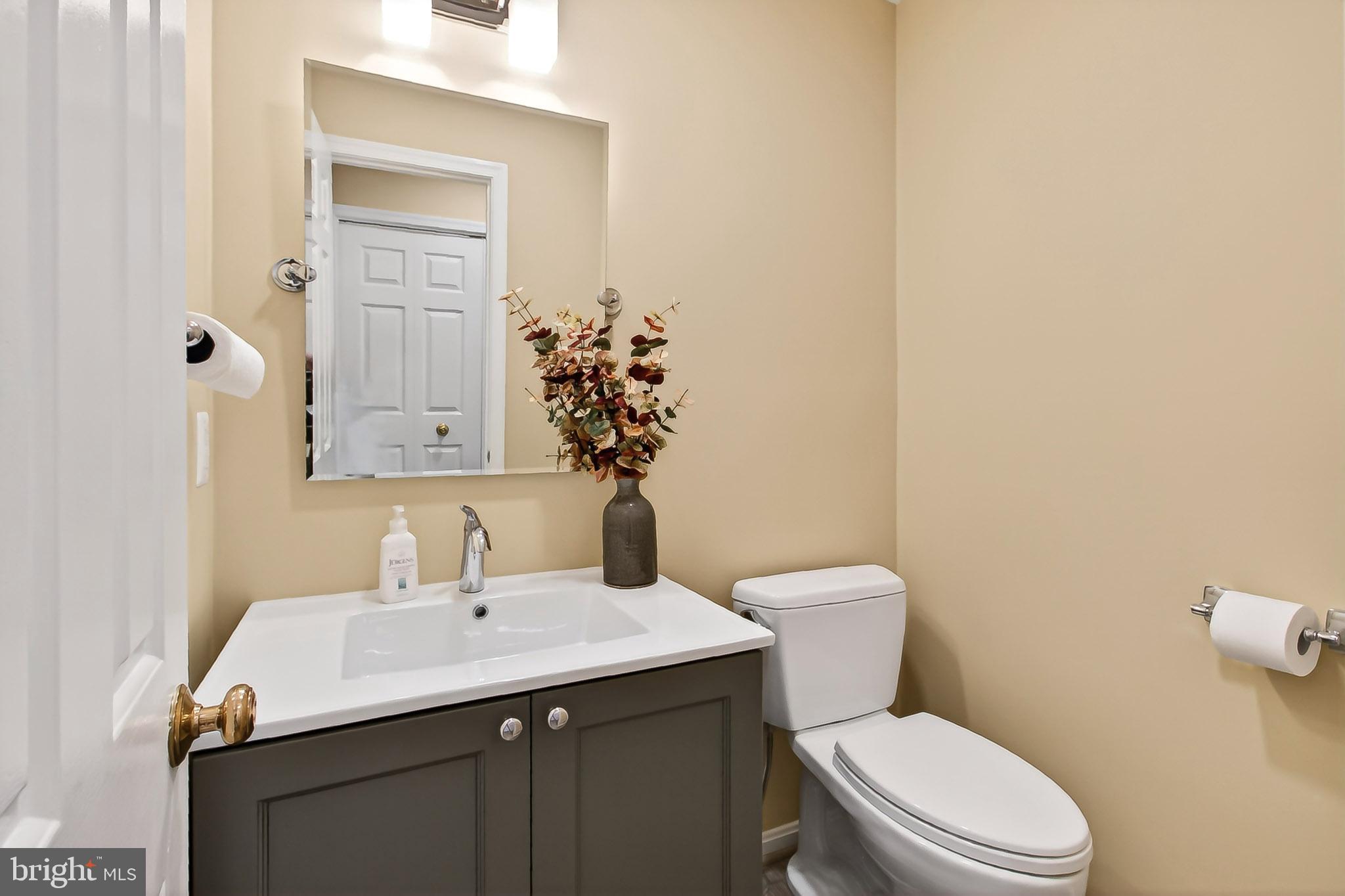 FAIRFAX STATION - Residential