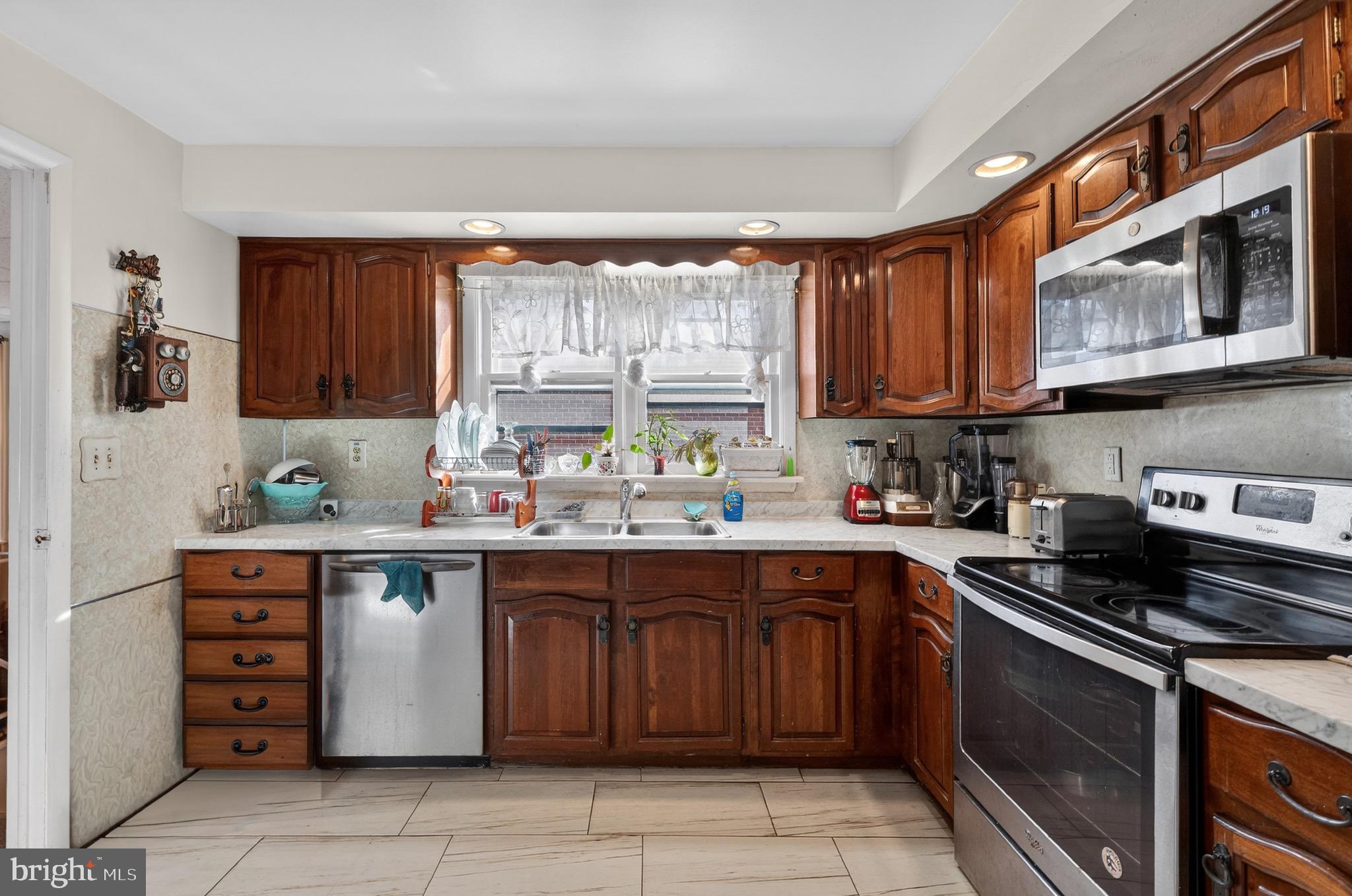 BRISTOL - Residential