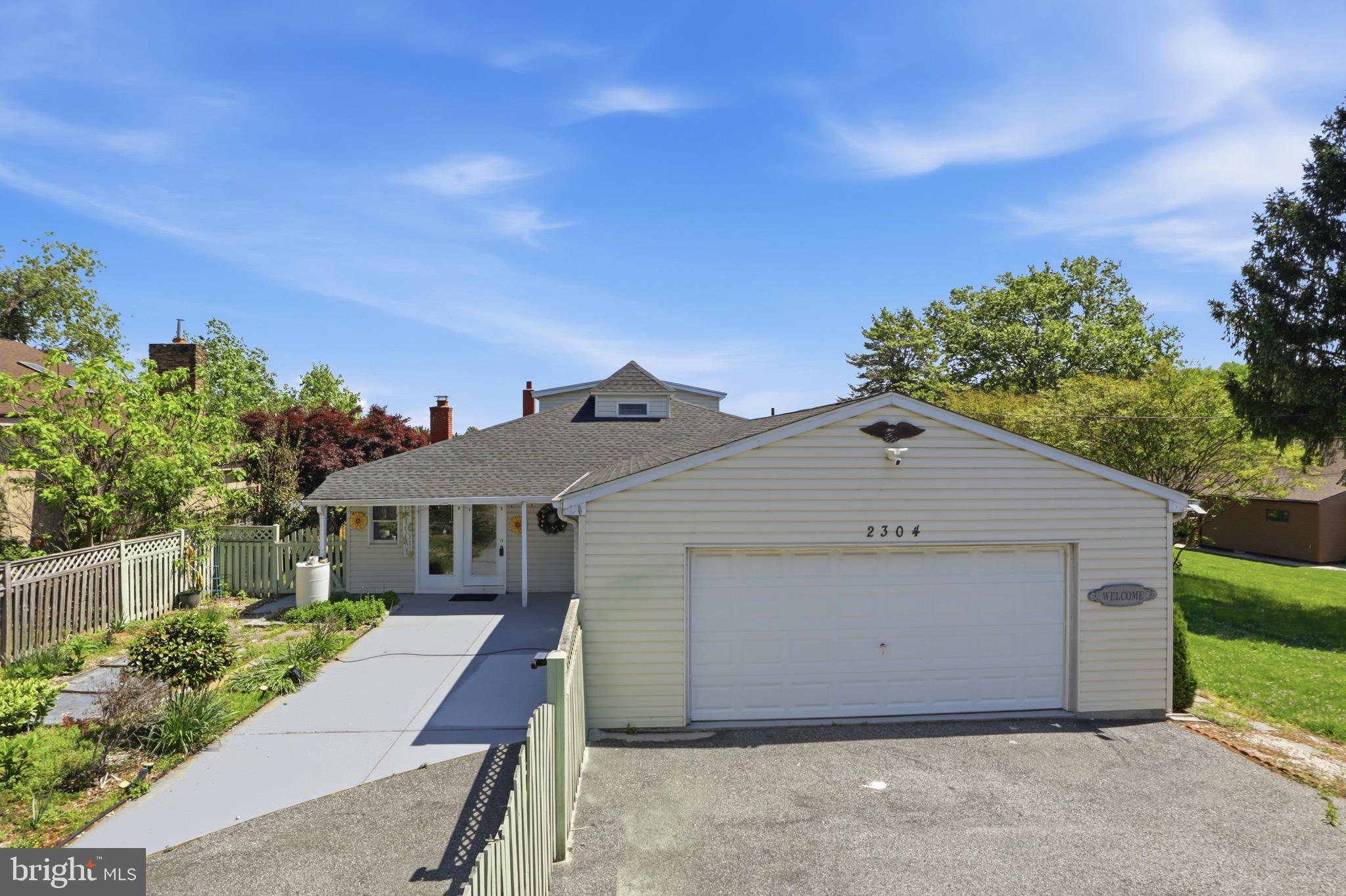 CEDAR BEACH - Residential