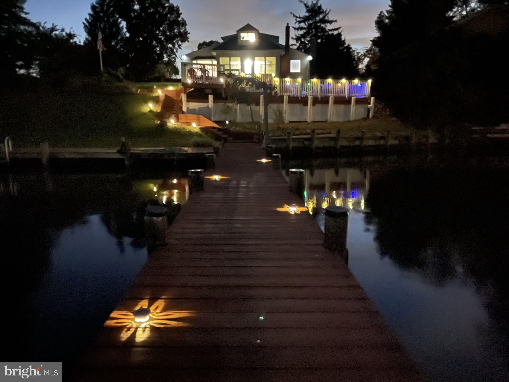 CEDAR BEACH - Residential