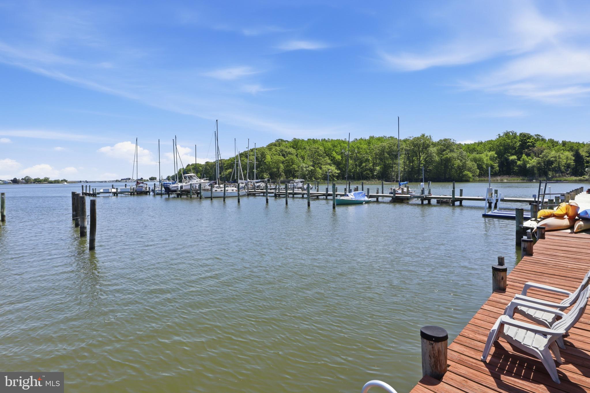 CEDAR BEACH - Residential