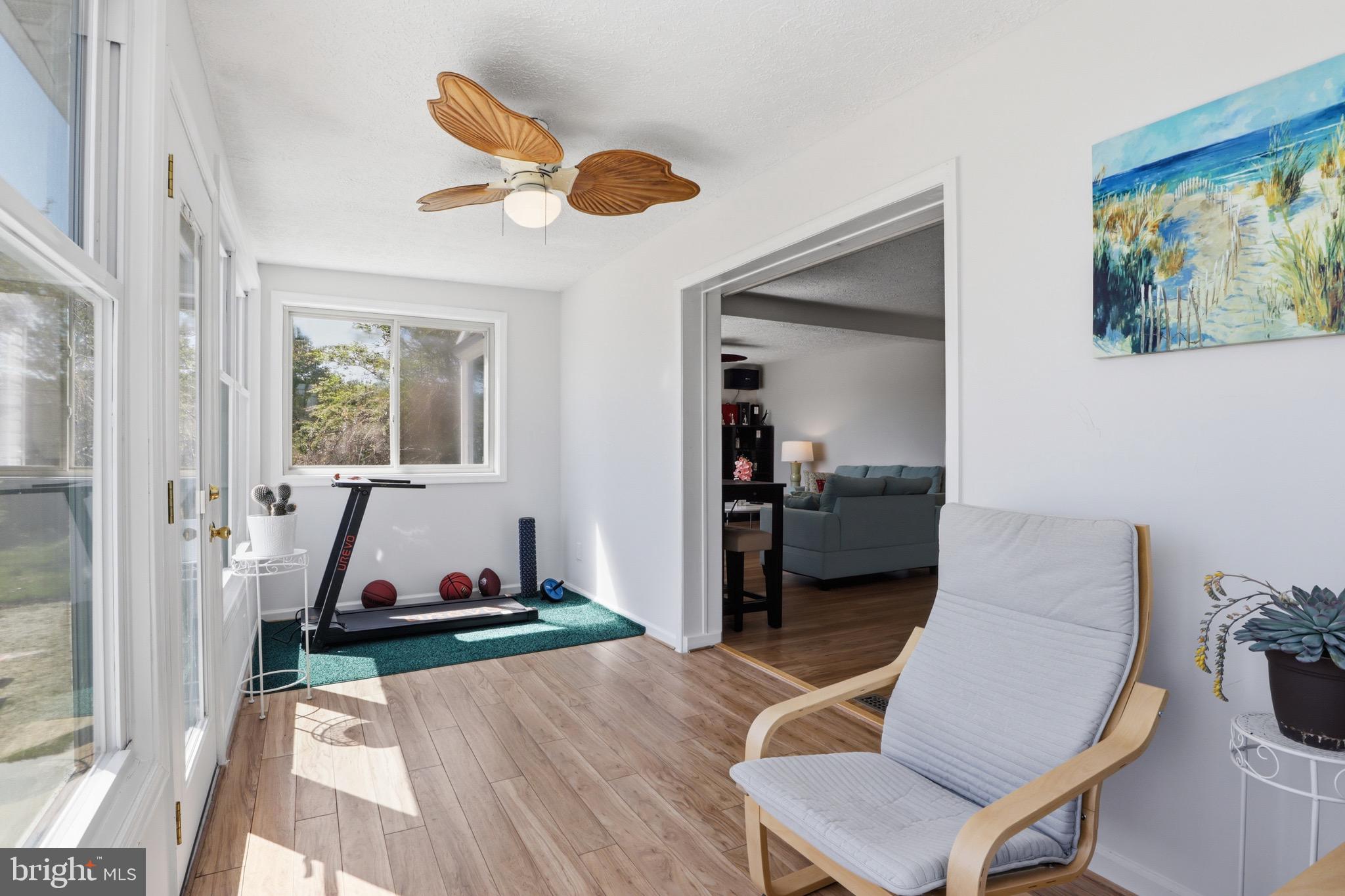 CEDAR BEACH - Residential