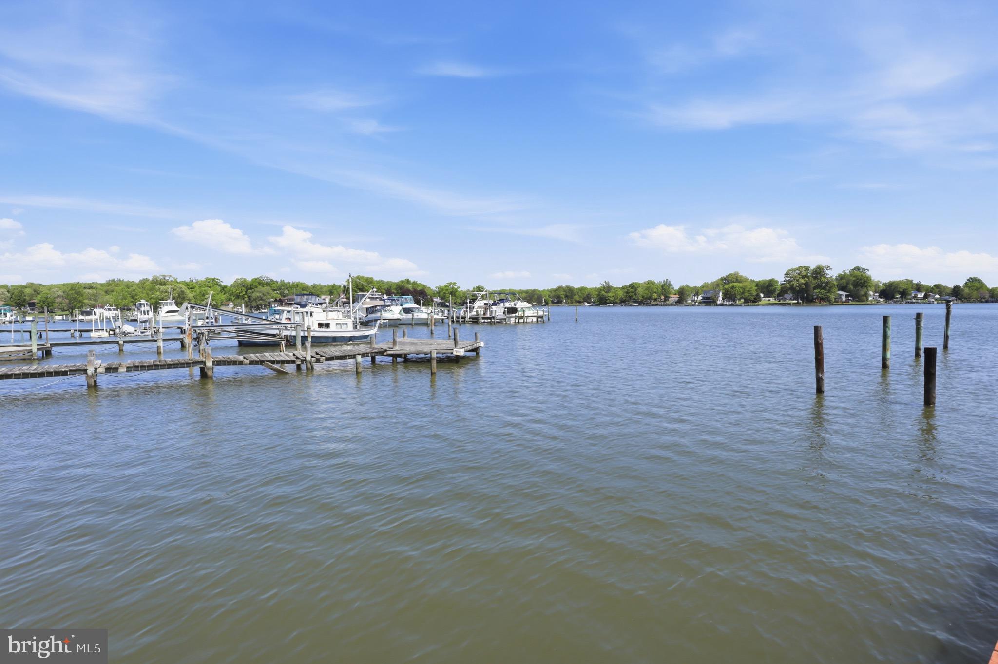 CEDAR BEACH - Residential
