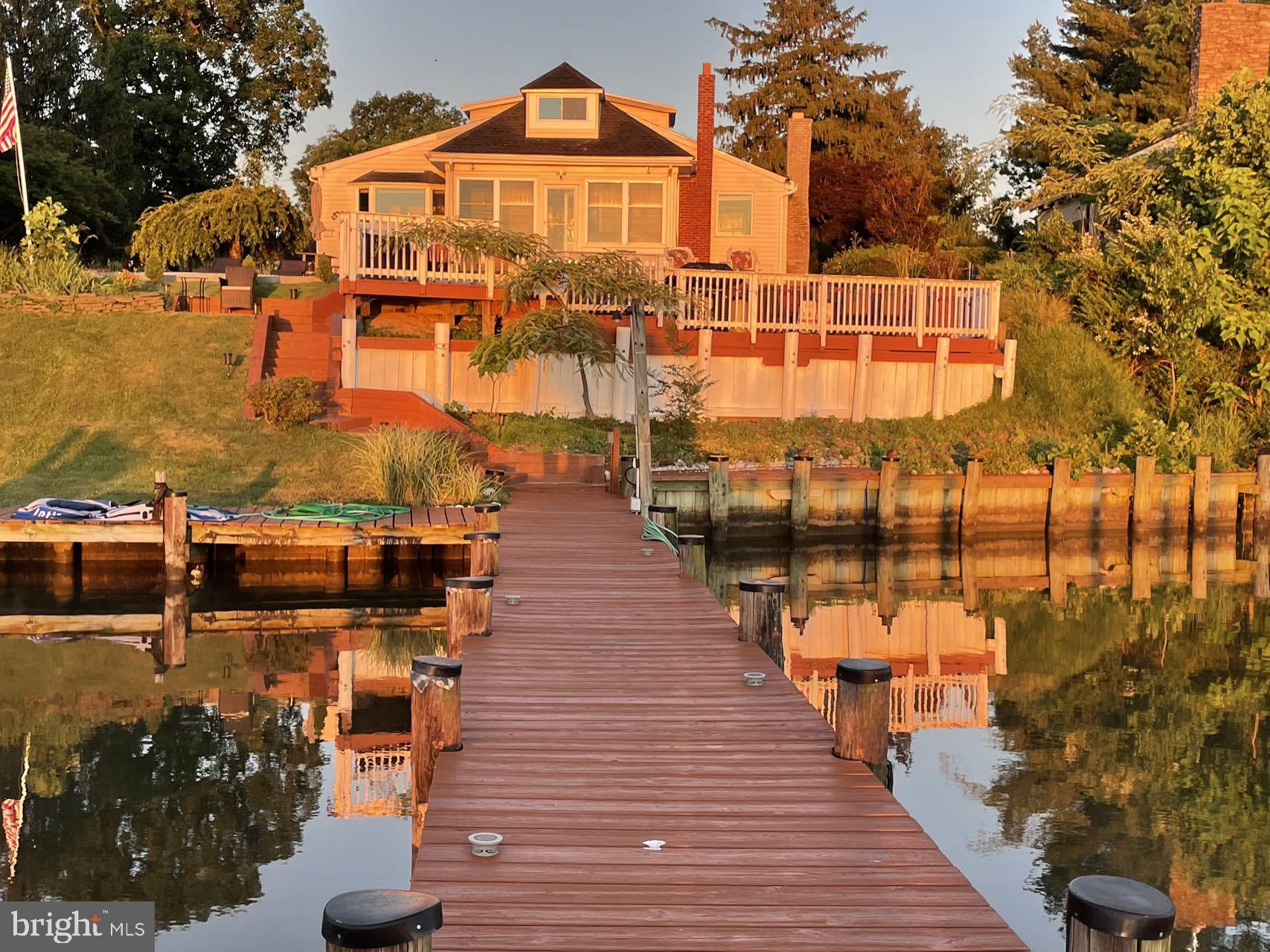 CEDAR BEACH - Residential