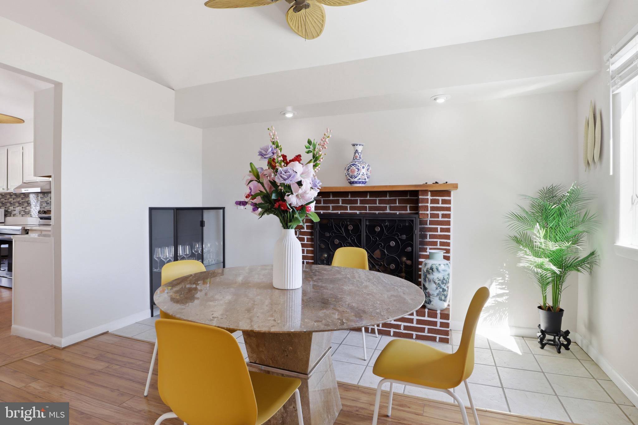 CEDAR BEACH - Residential