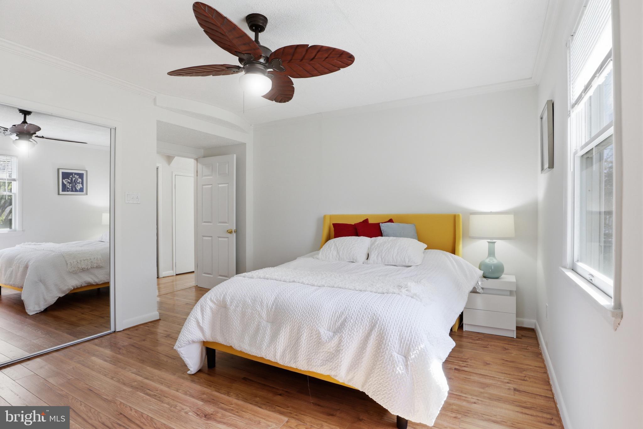 CEDAR BEACH - Residential