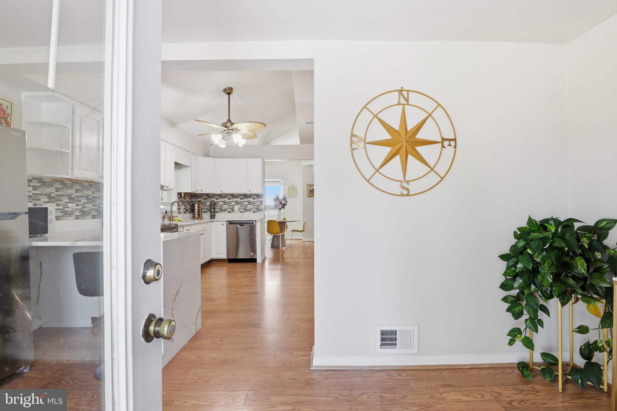 CEDAR BEACH - Residential