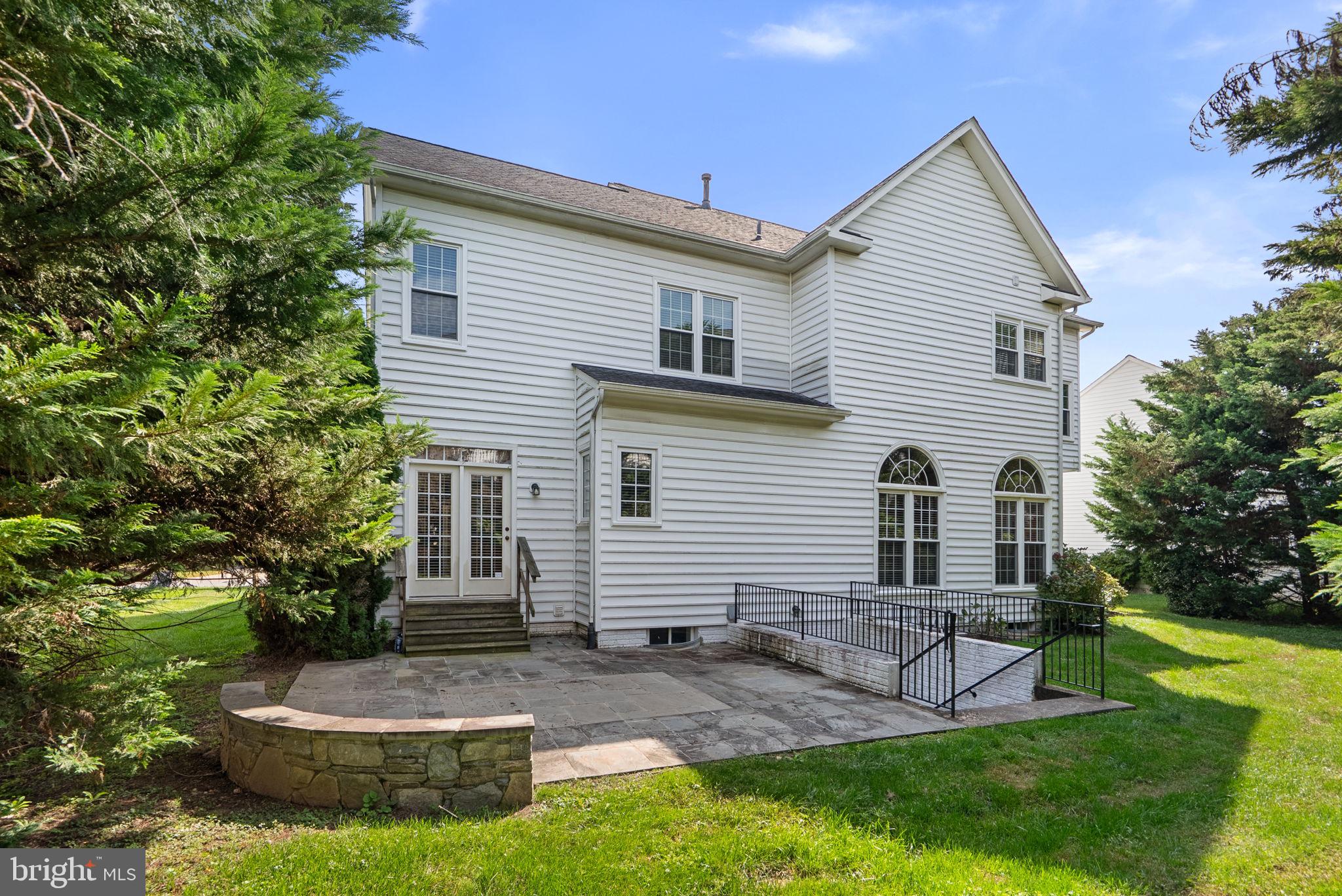 3 SWEETWOOD COURT