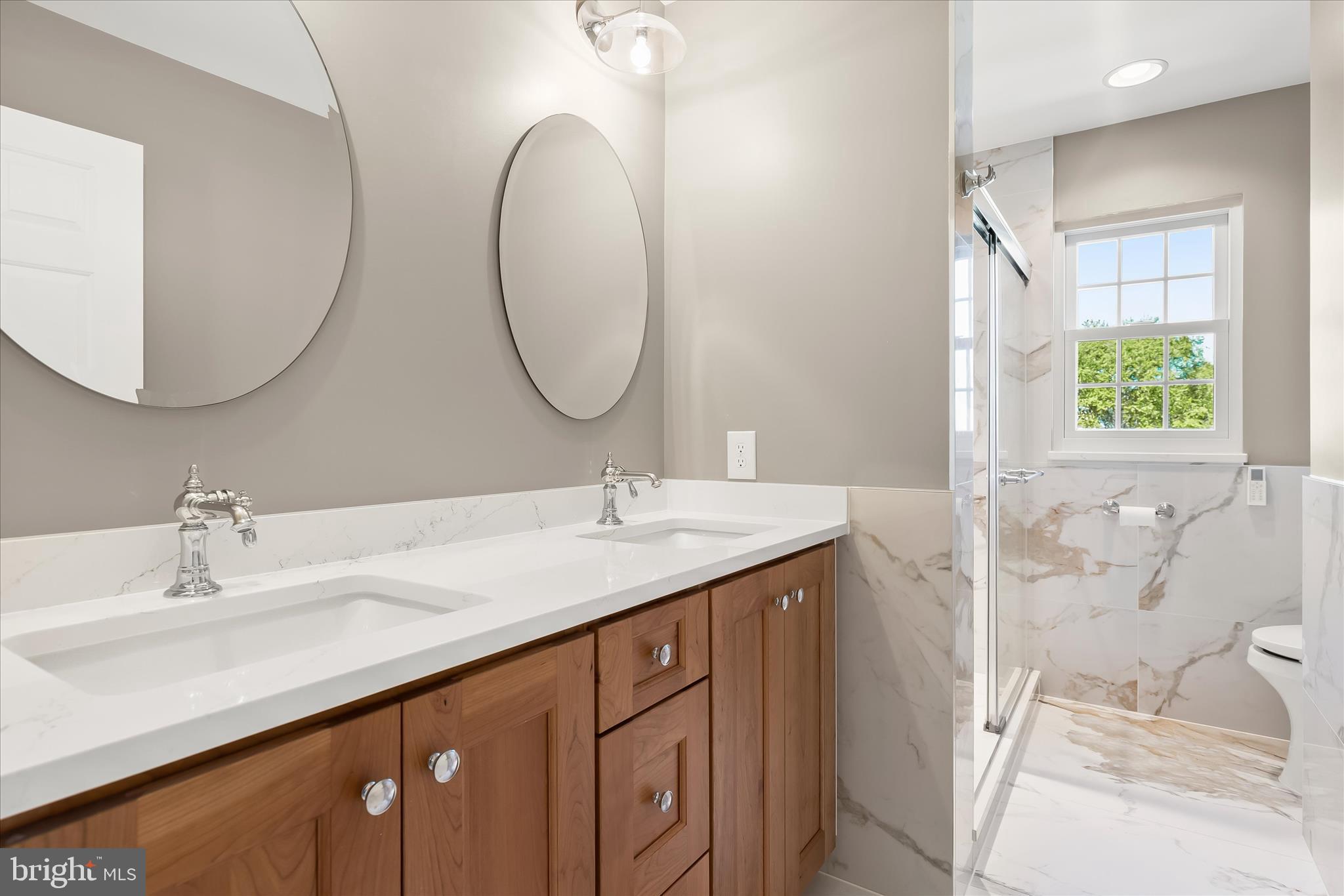 GROVEMONT - Residential