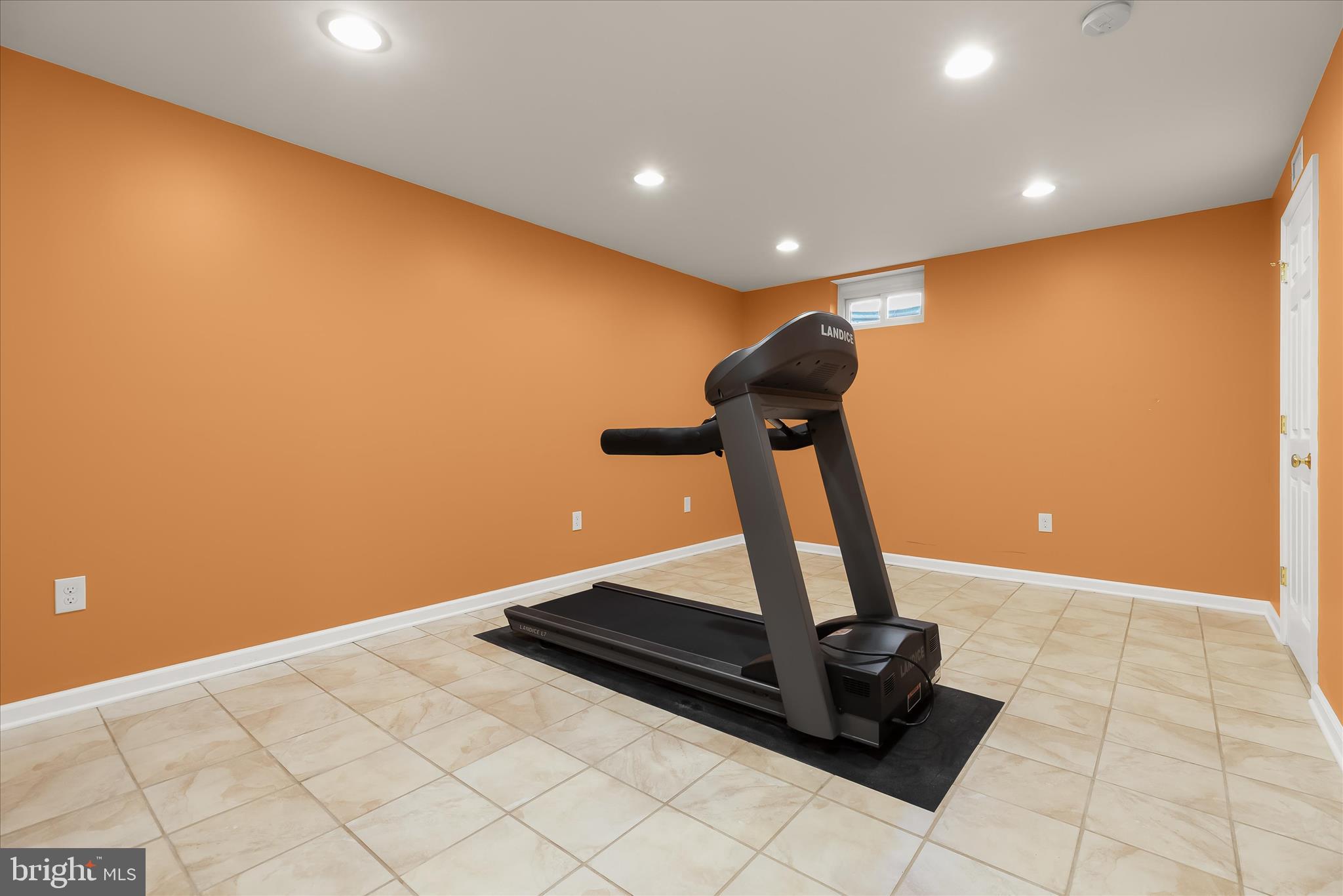 GROVEMONT - Residential