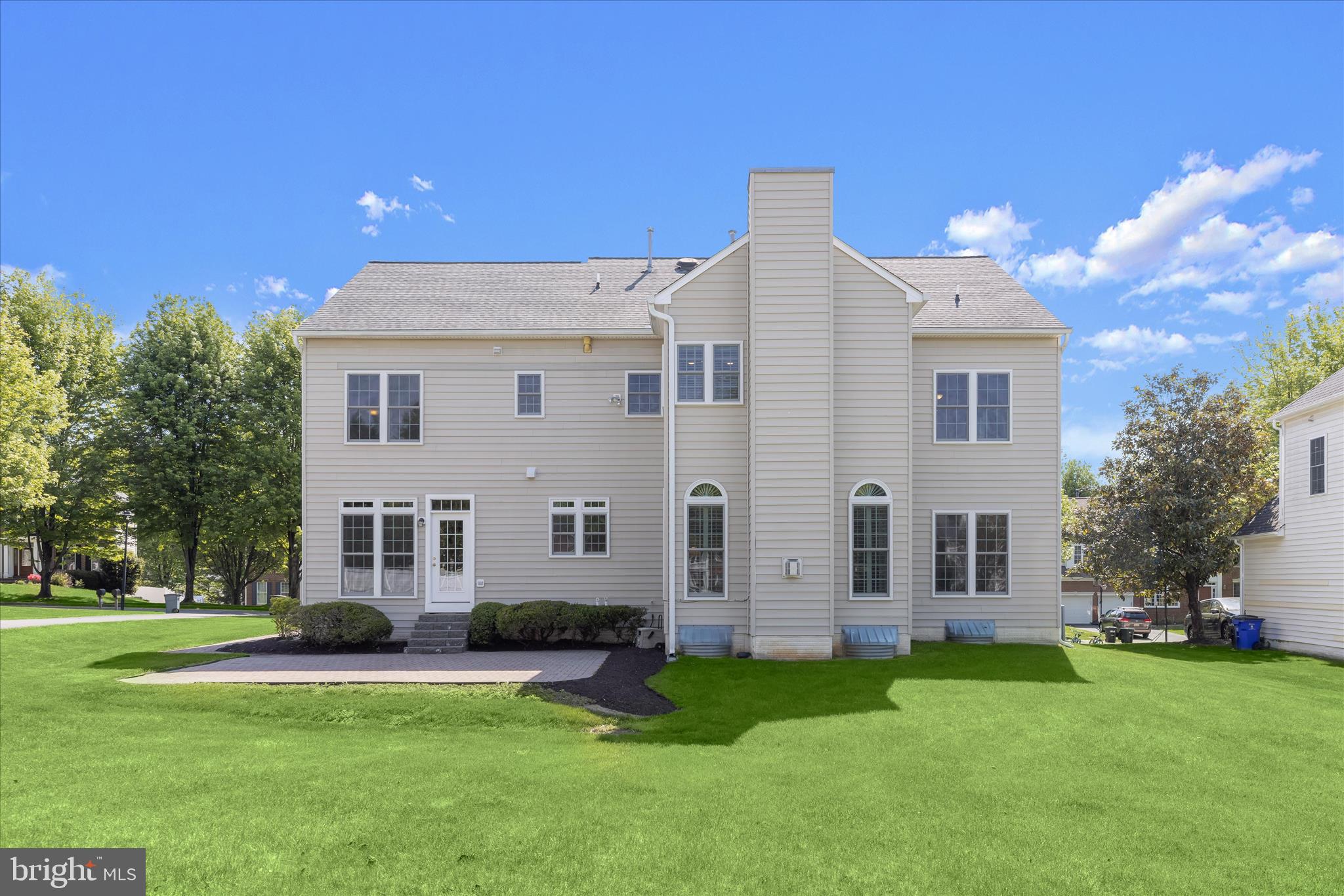 GROVEMONT - Residential