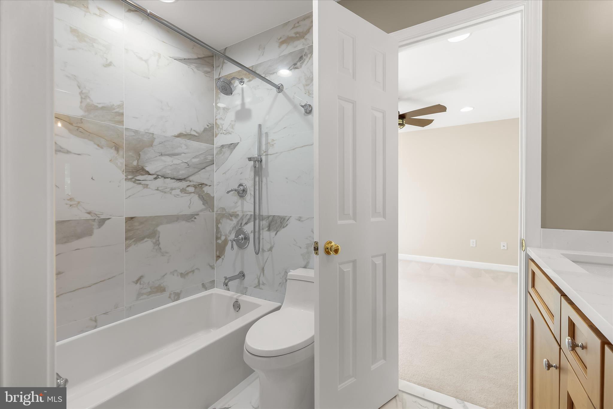 GROVEMONT - Residential