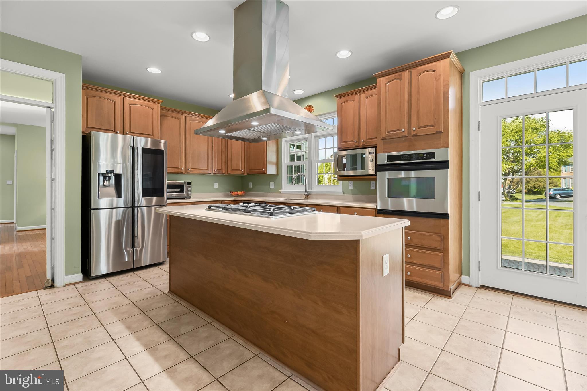 GROVEMONT - Residential