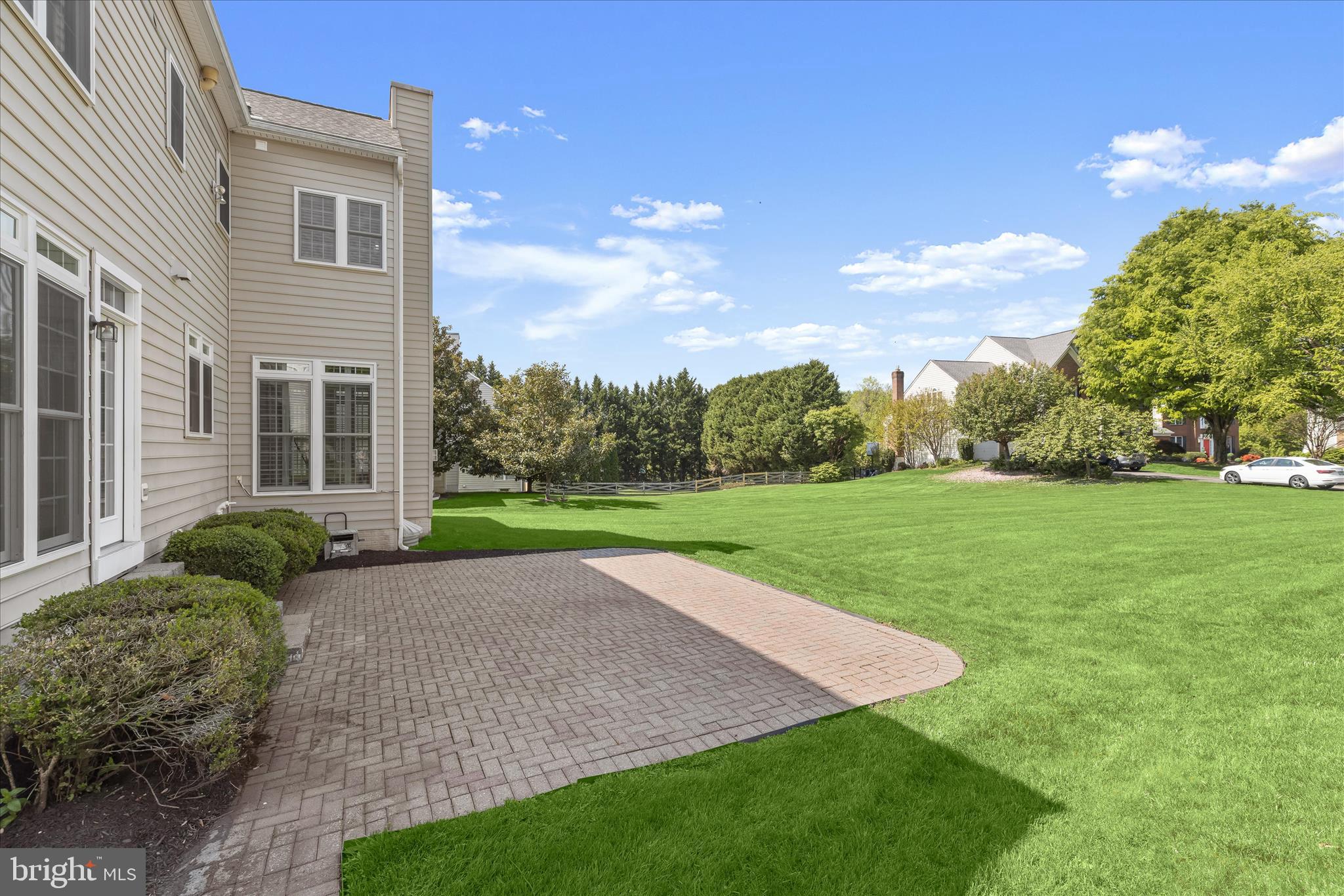 GROVEMONT - Residential