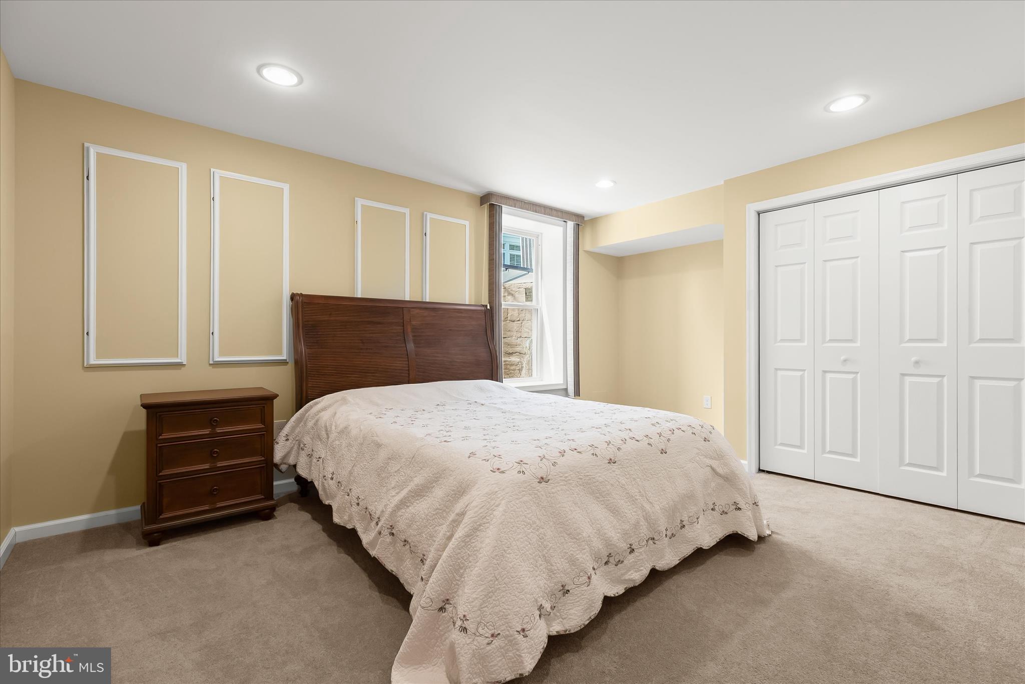 GROVEMONT - Residential