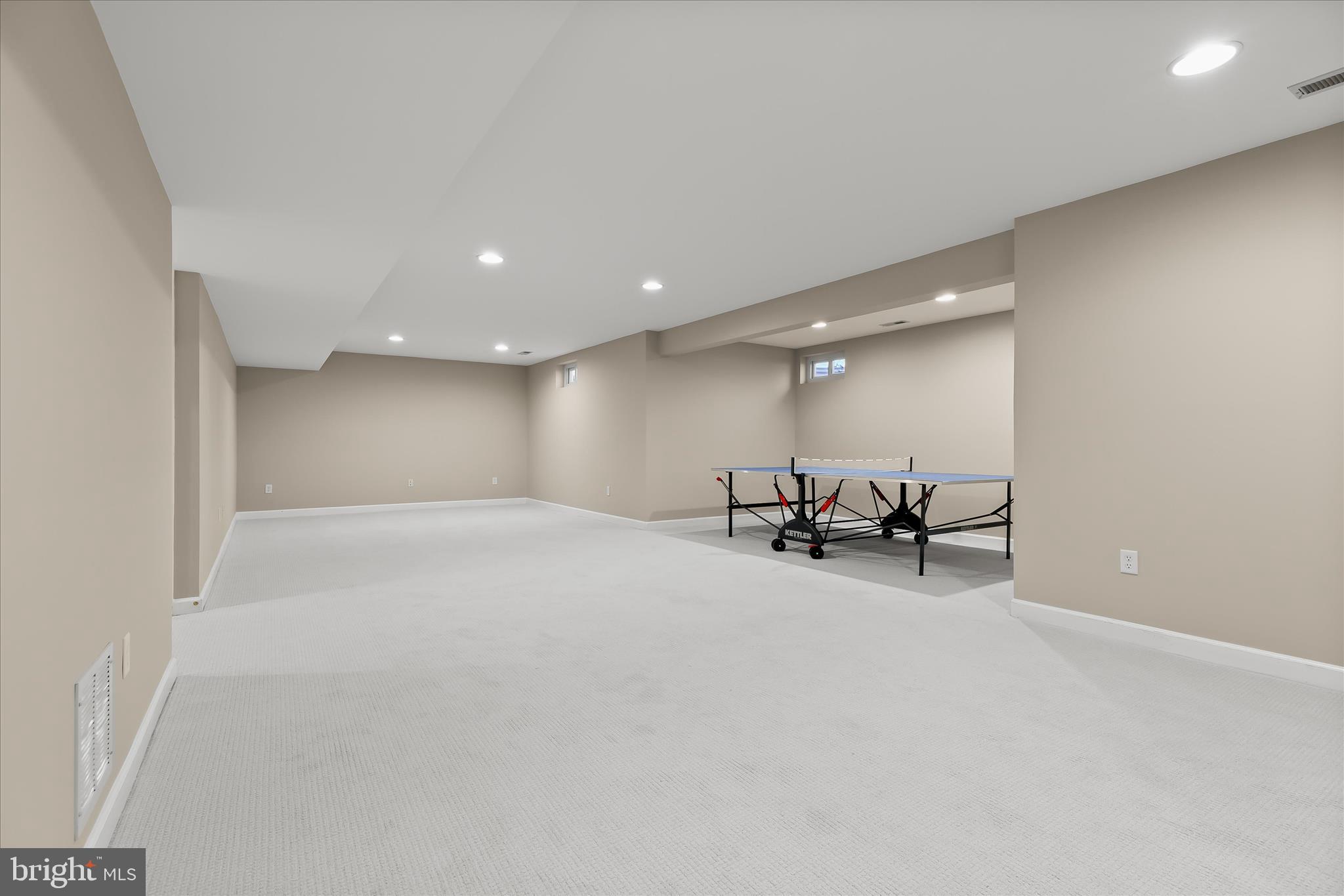 GROVEMONT - Residential