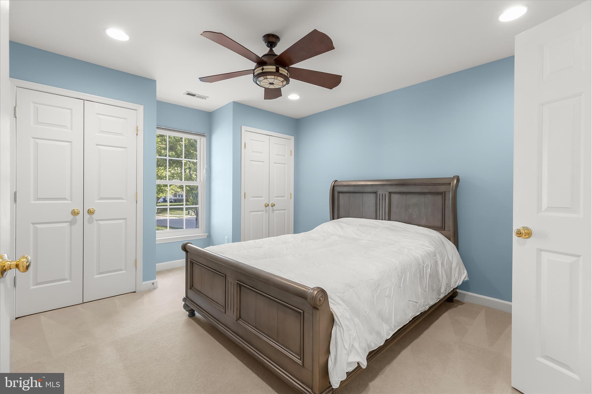 GROVEMONT - Residential