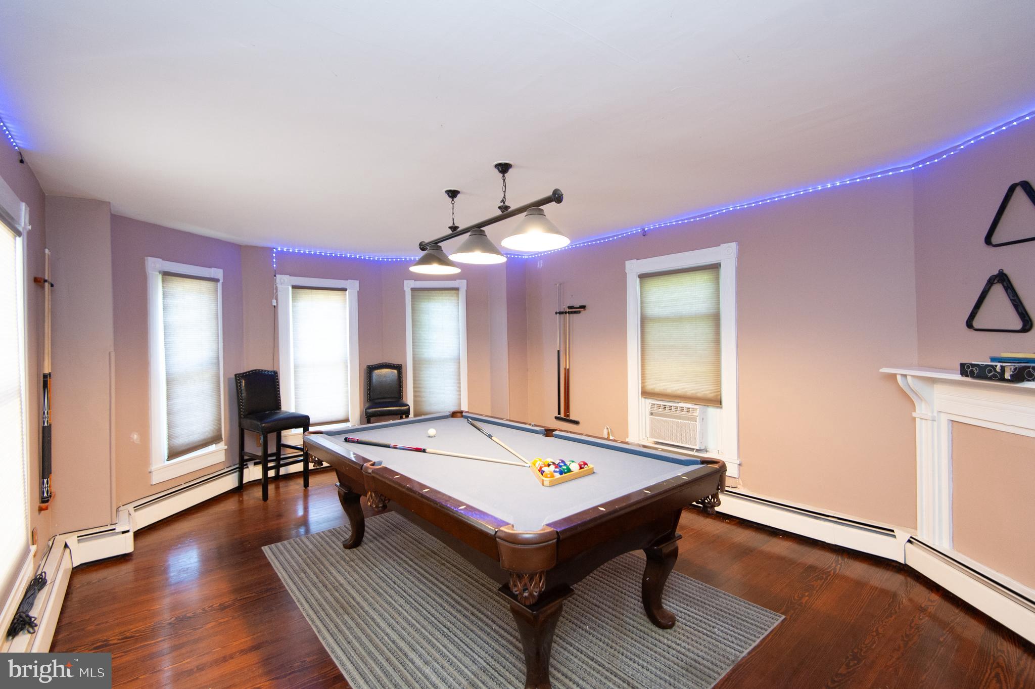 CAMBRIDGE - Residential